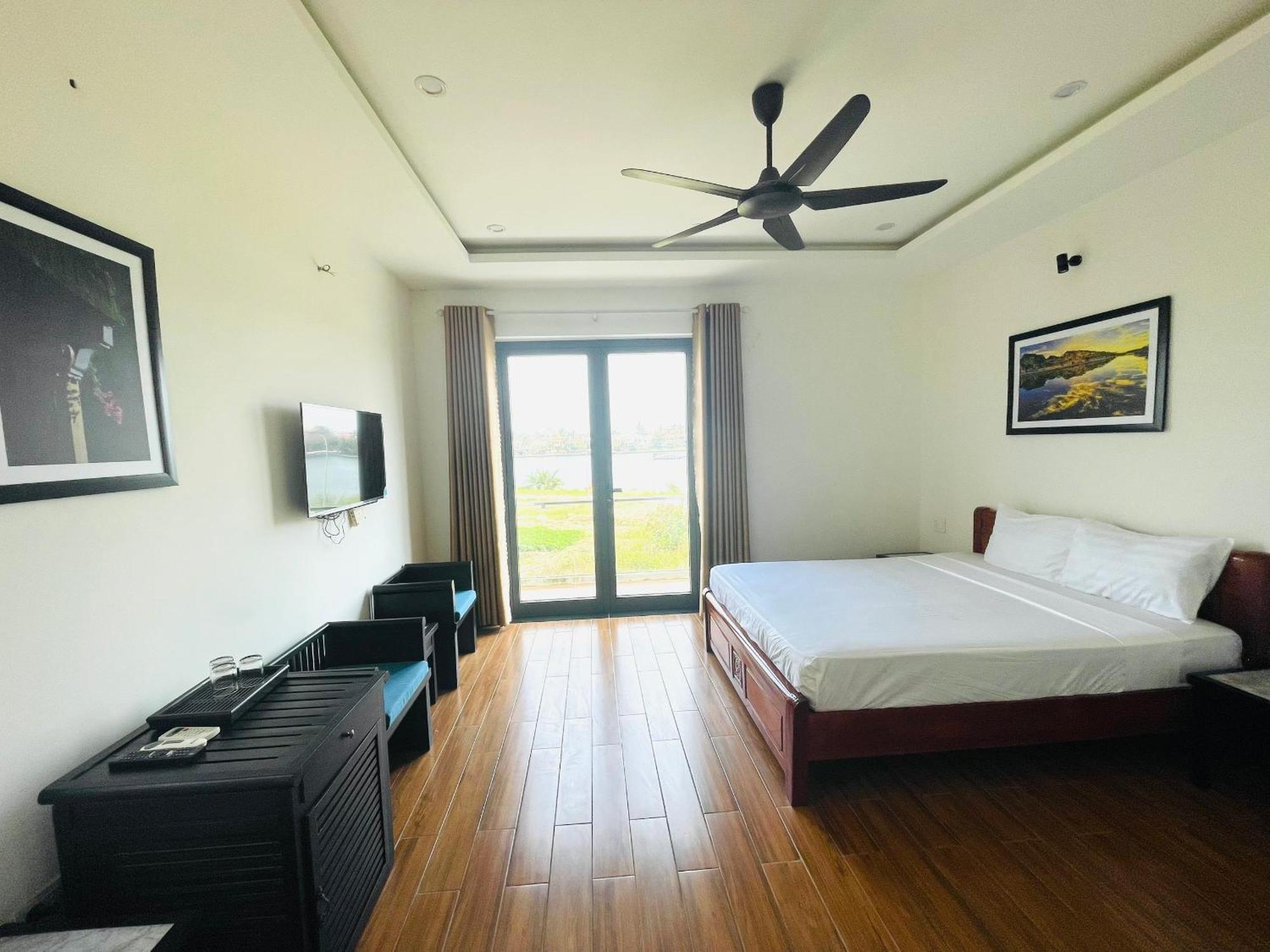 Homestay Thuong Da Riverside *