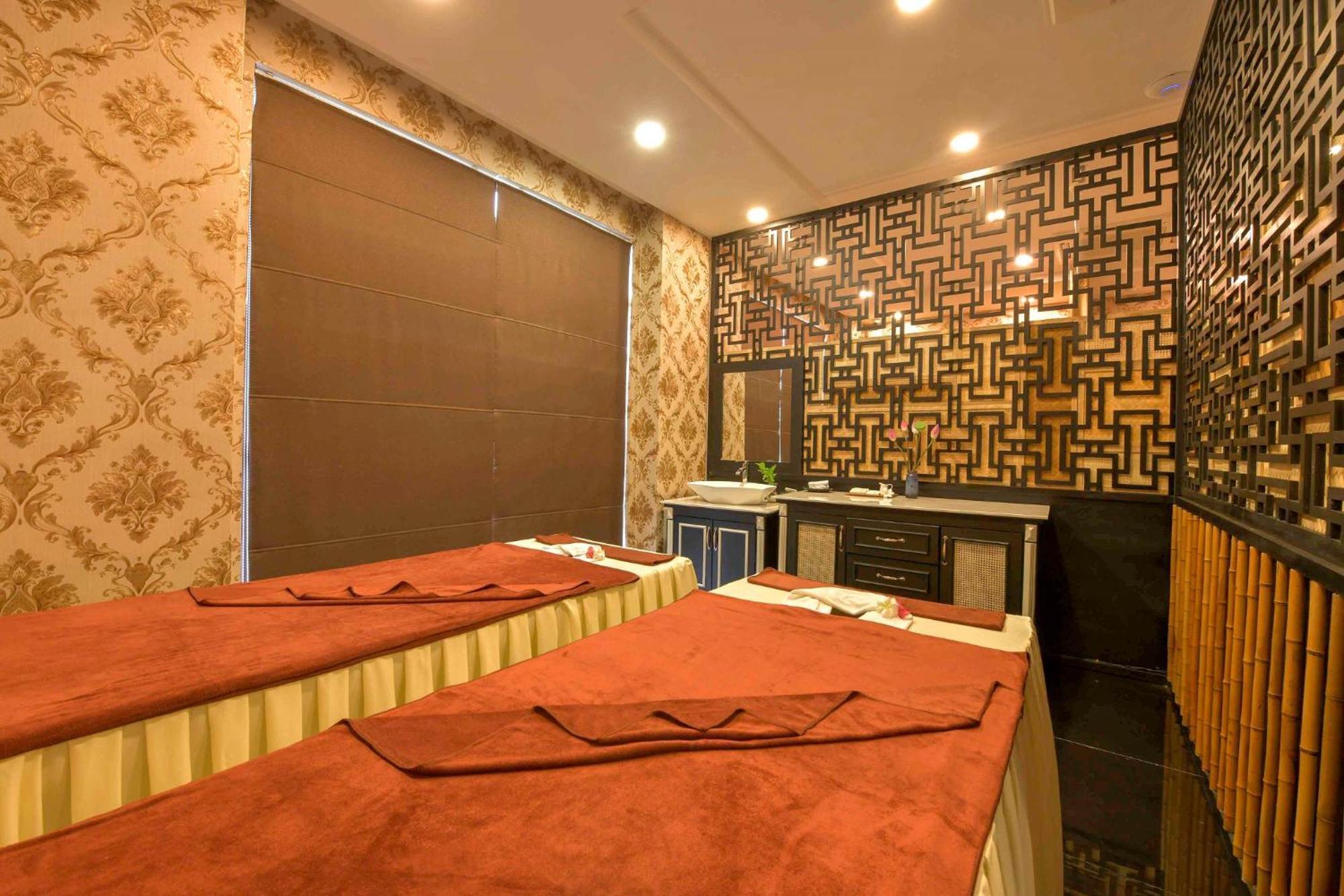 Hotel Fivitel 4*