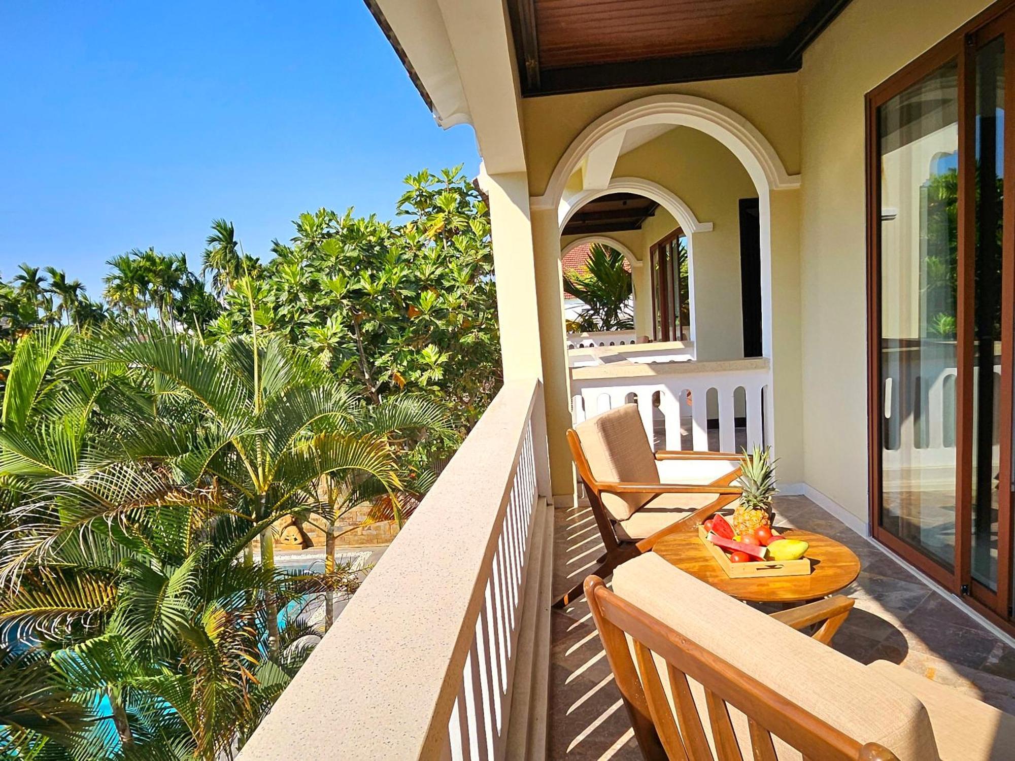 En Retreat * Hoi An