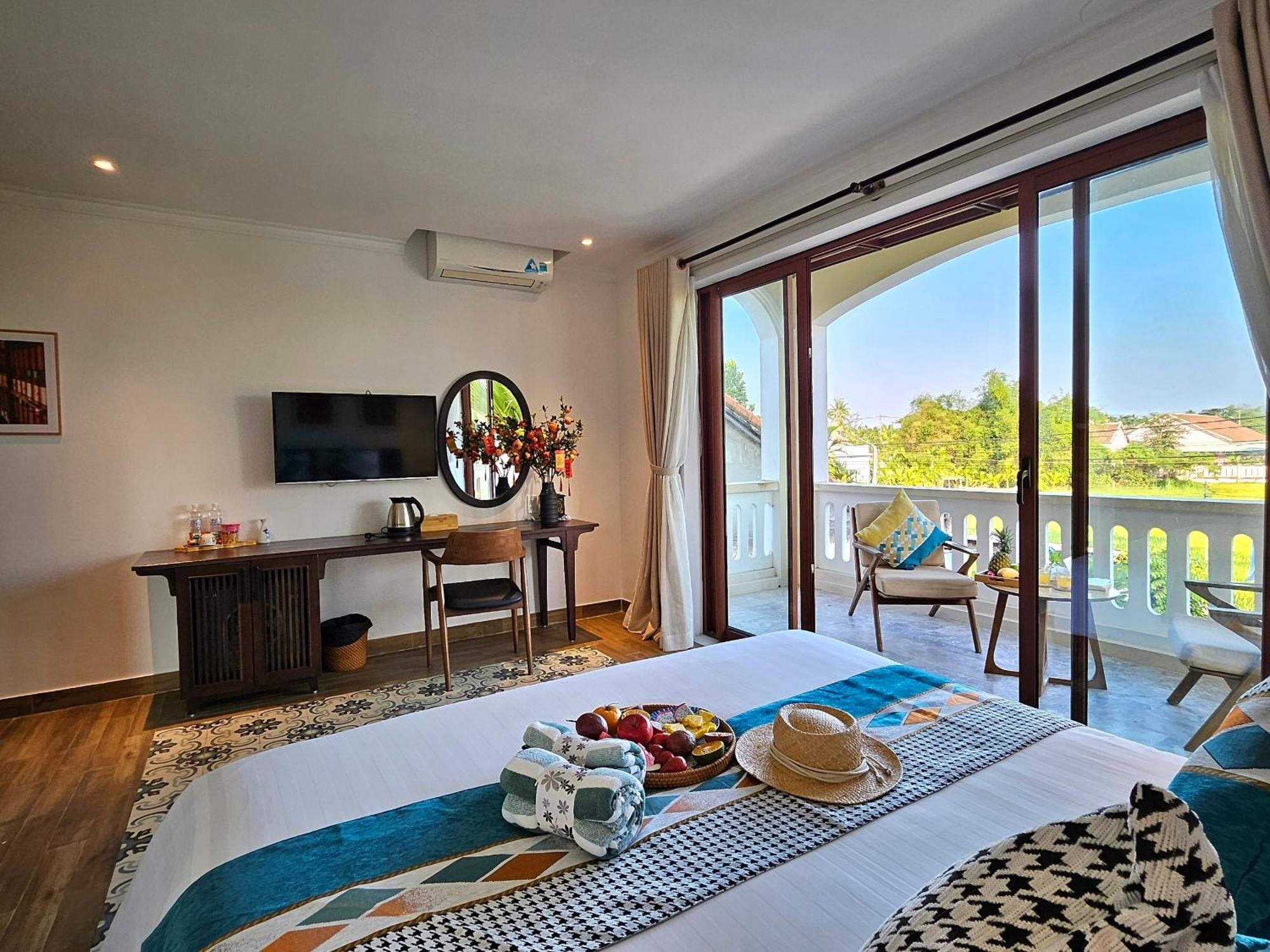 En Retreat * Hoi An