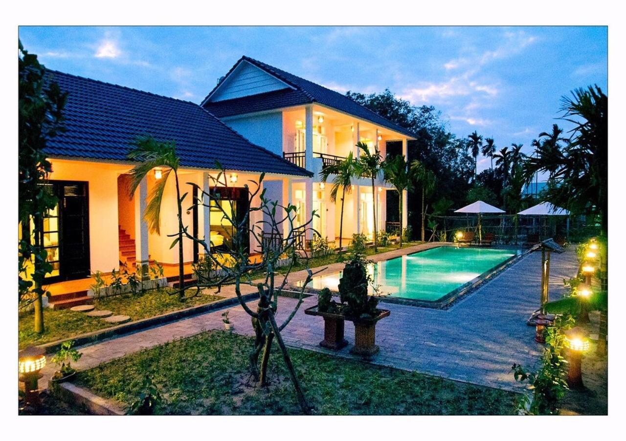 Areca *