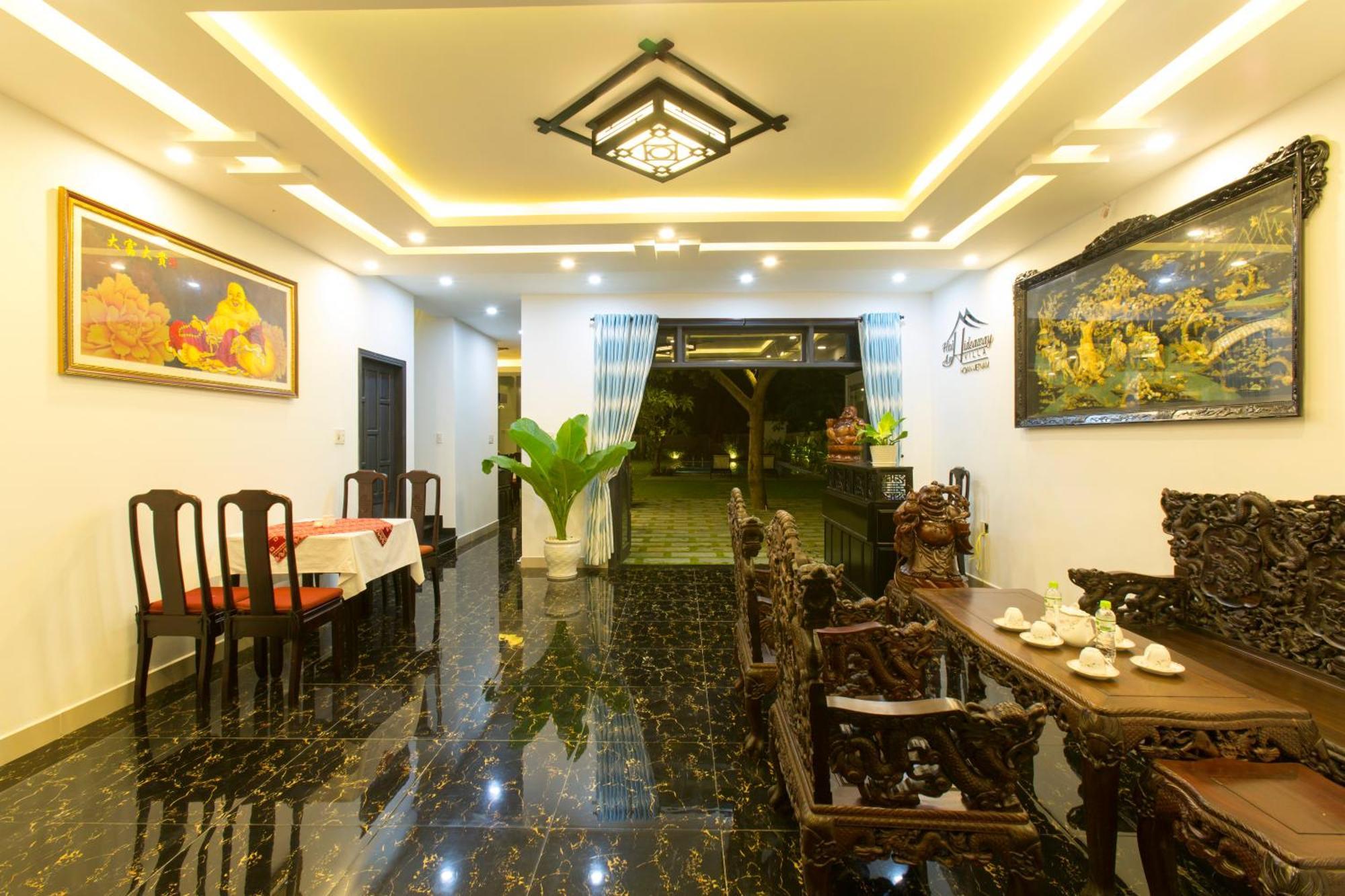 Villa Hideaway