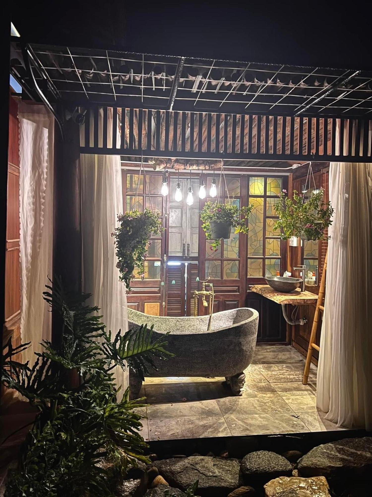 Zen House - Wooden House Hoi An