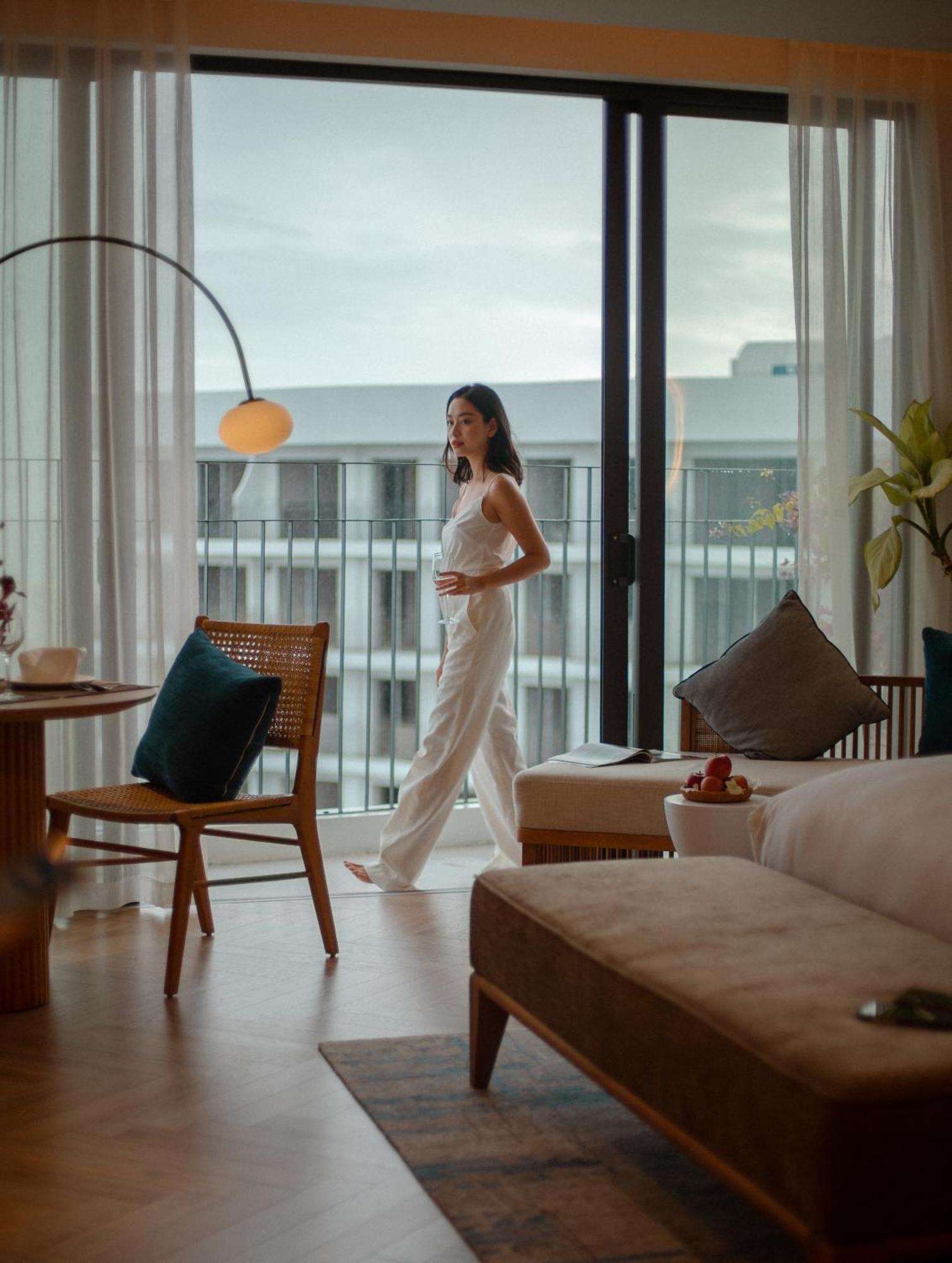 Wyndham Royal Beachfront &