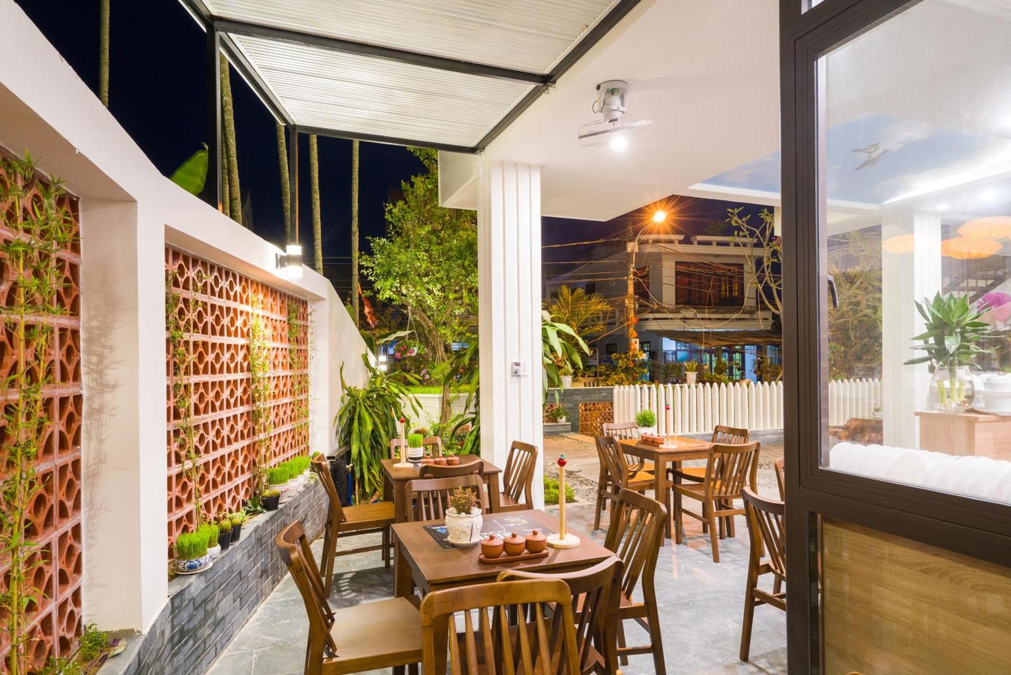 Villa Grace River