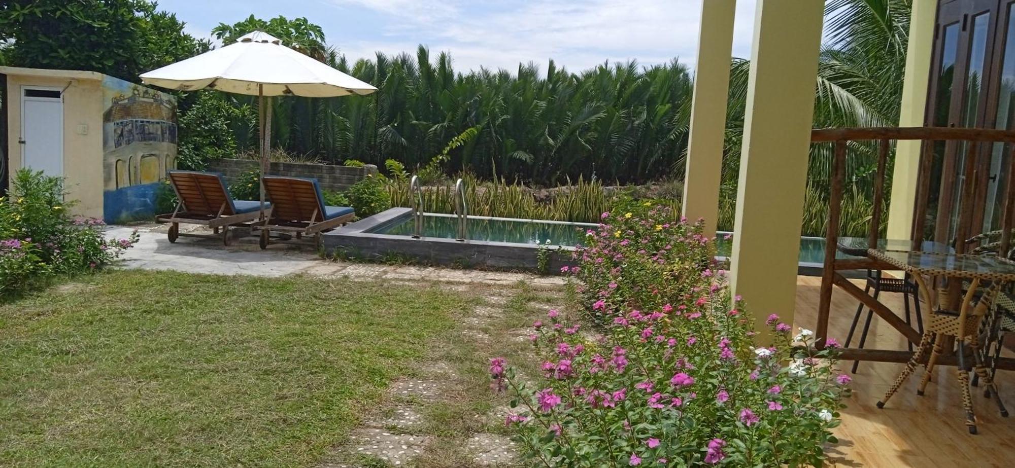 Lakeview Homestay