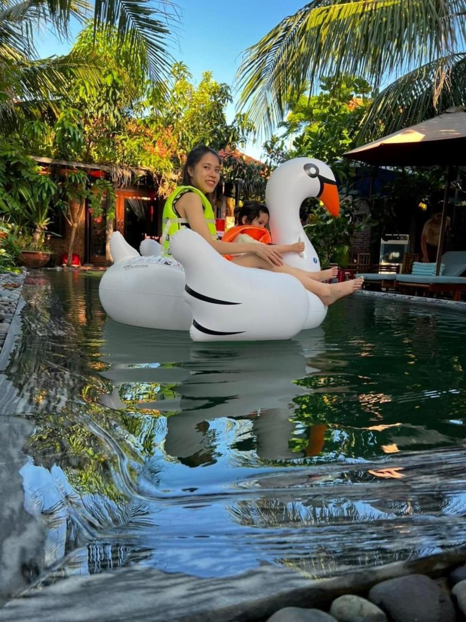 An Vien Coffee & * Hoi An