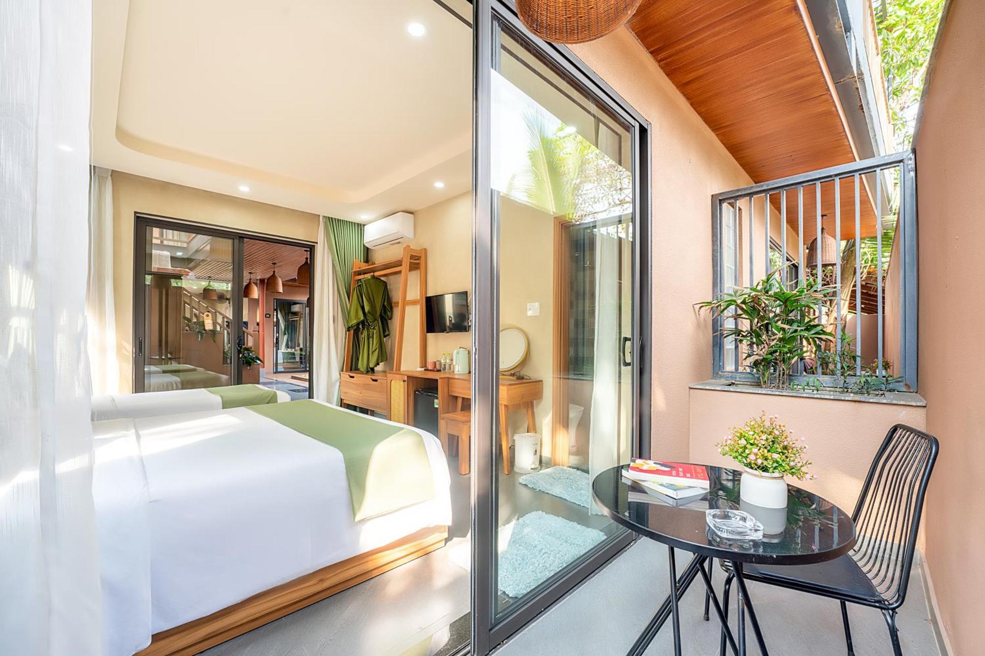 Hotel The Linh Seaside 4*