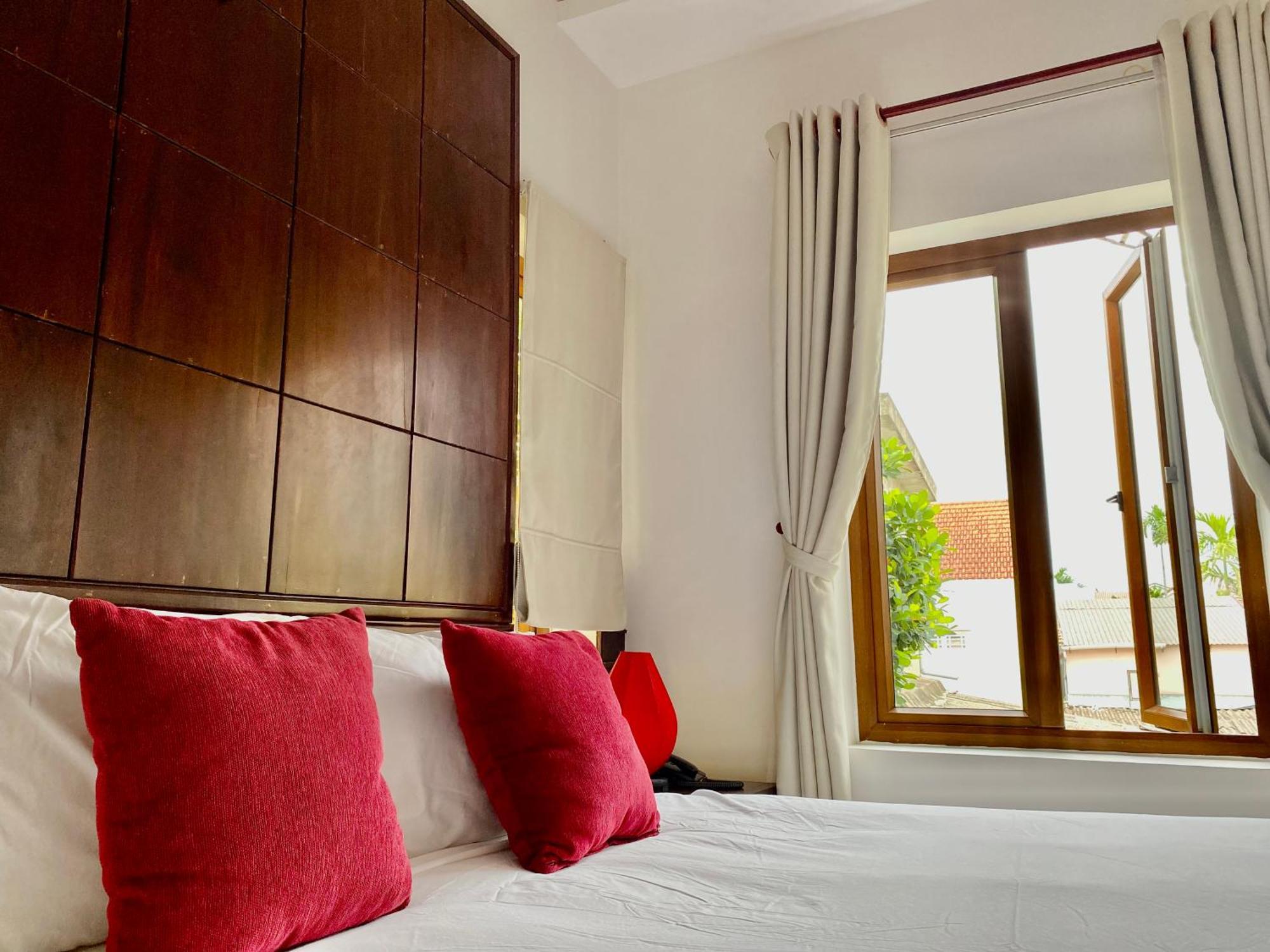 Orchid Garden Riverside Villa