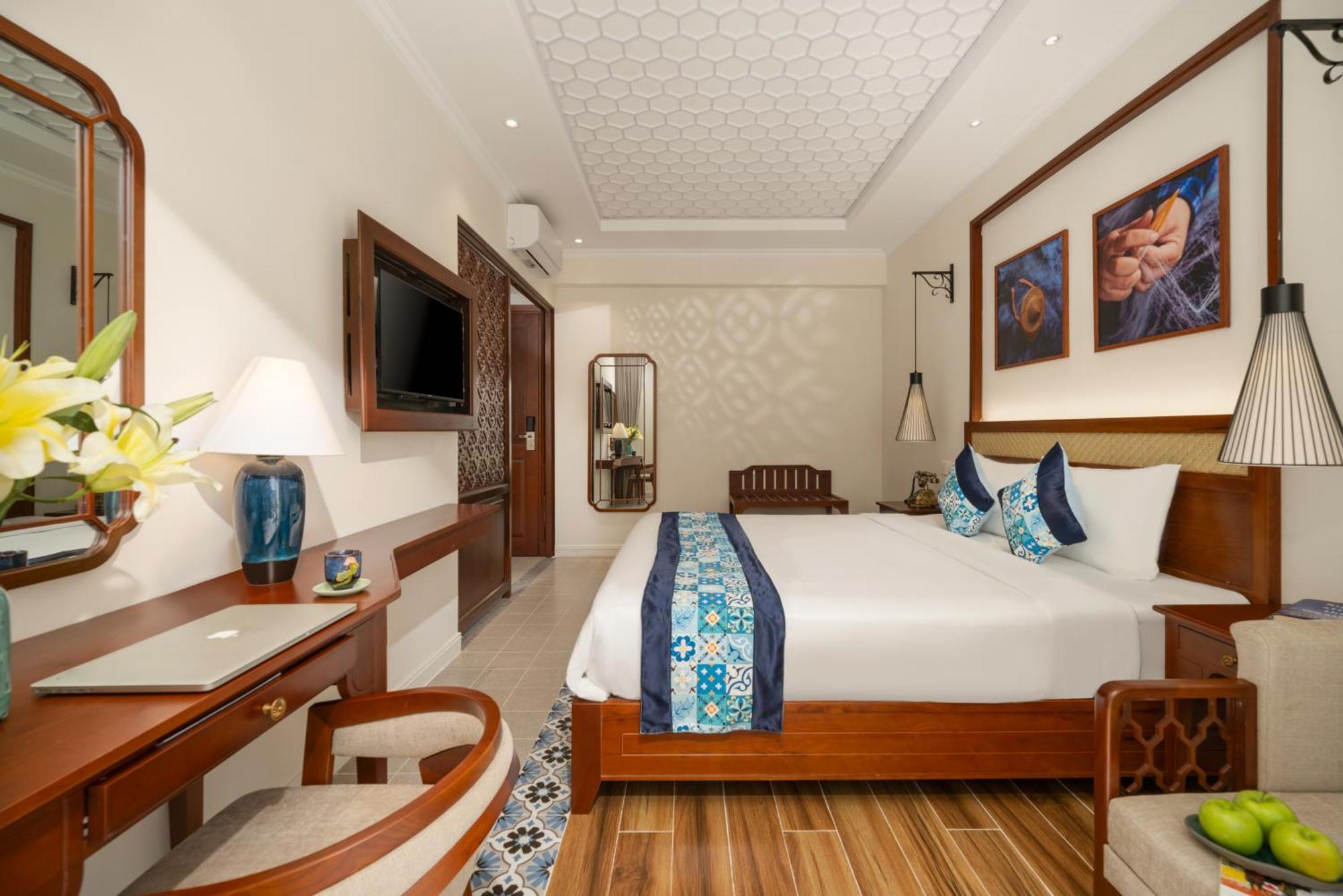 Hotel Amina Lantana & Hoi An