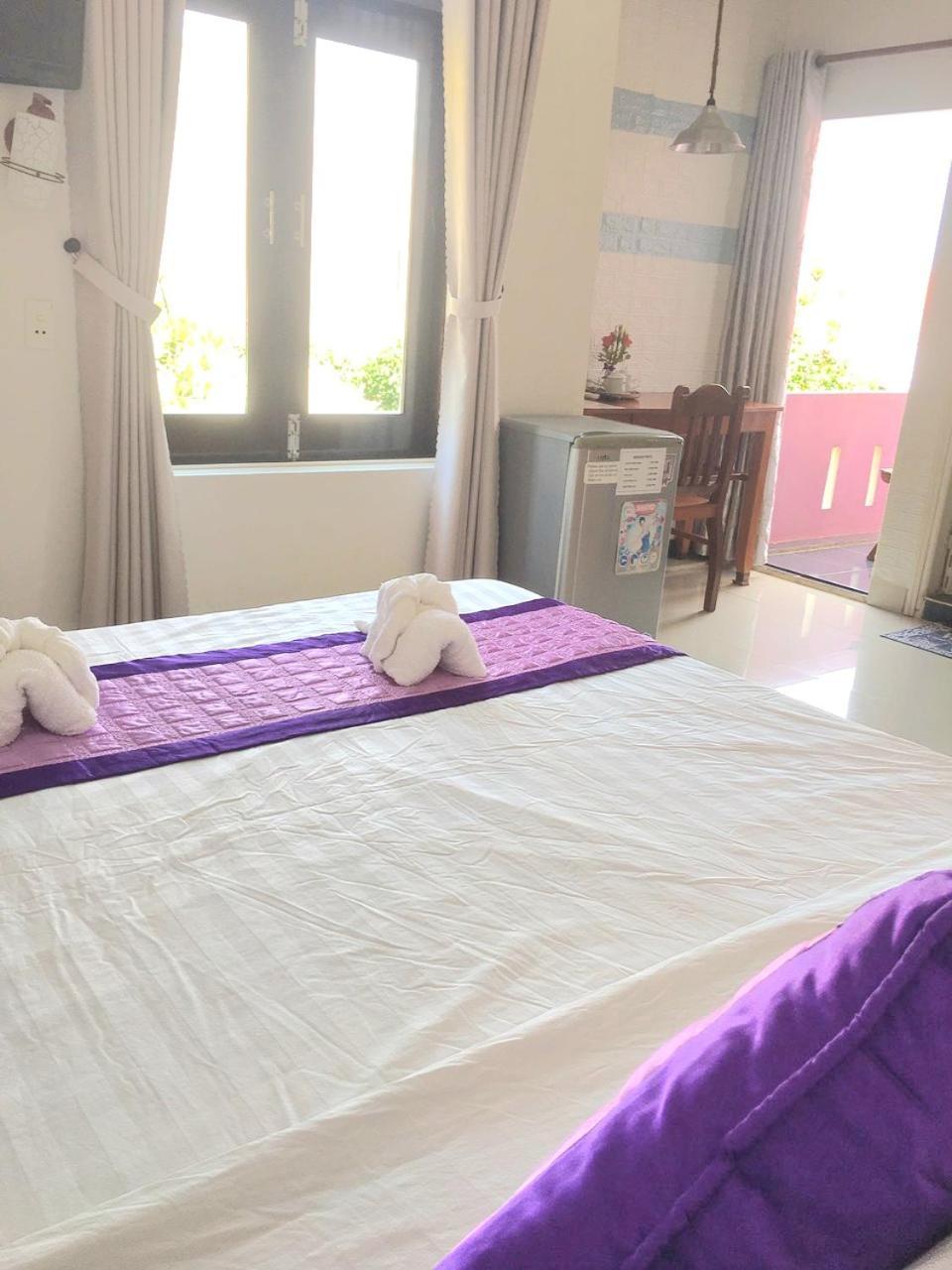 Pink House * Hội An