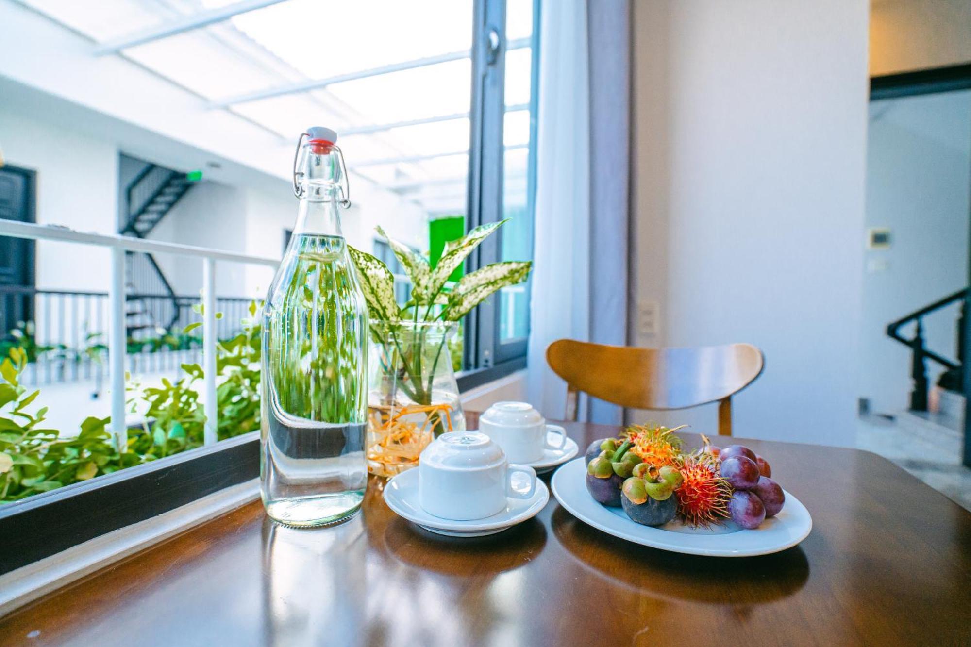 Palm Hotel