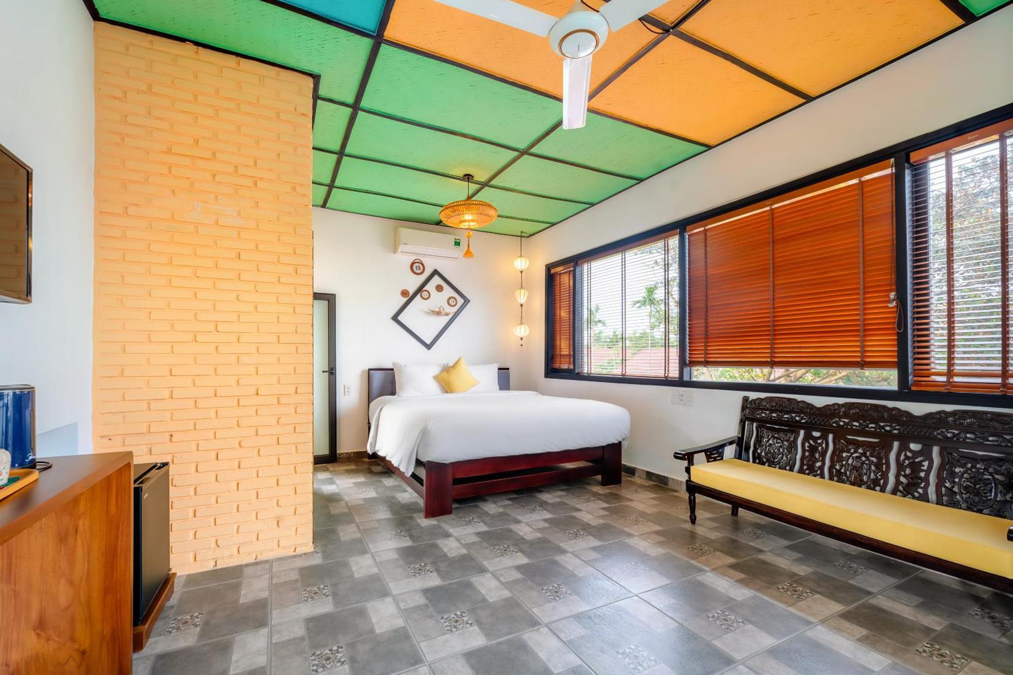 Hotel Sunkised Paddy Hoi An