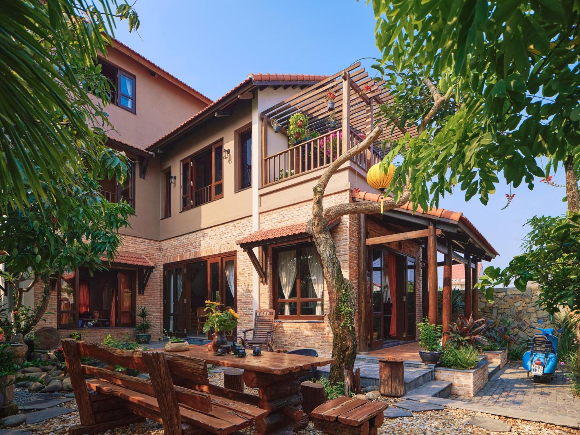 Fish Lantern House An Bang * Hoi An