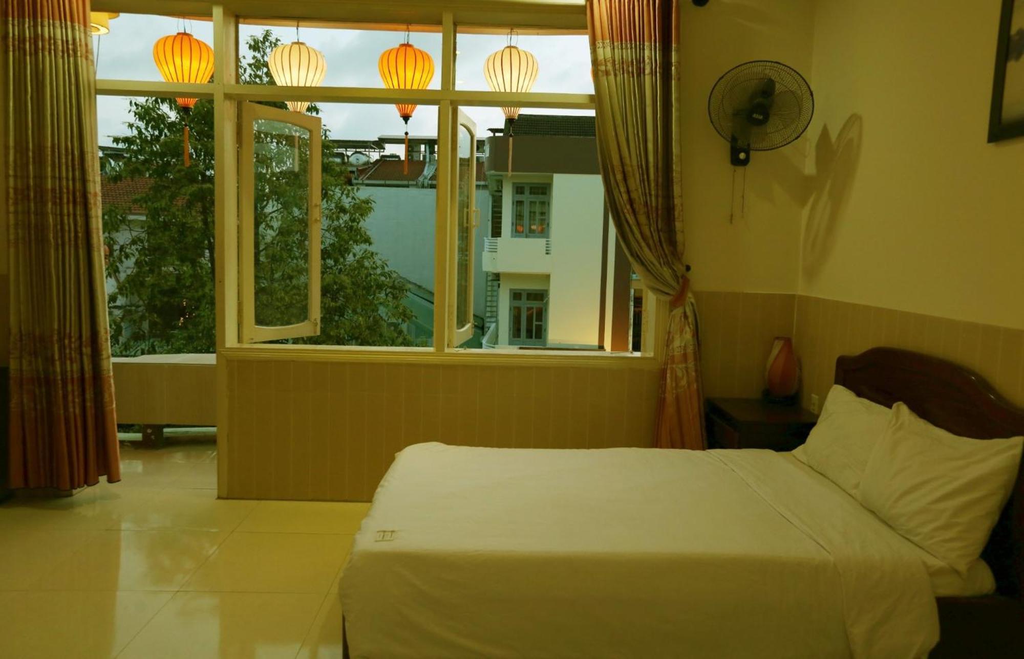 Hotel Minh Quang 3*