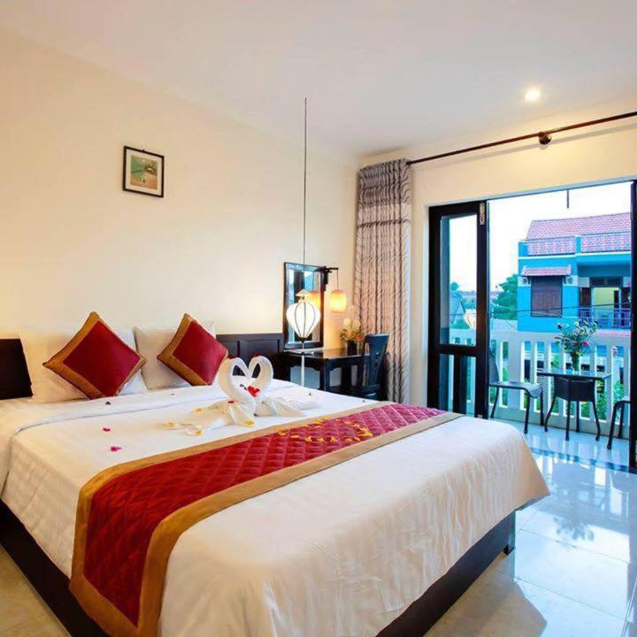 Phuc Thao * Hoi An