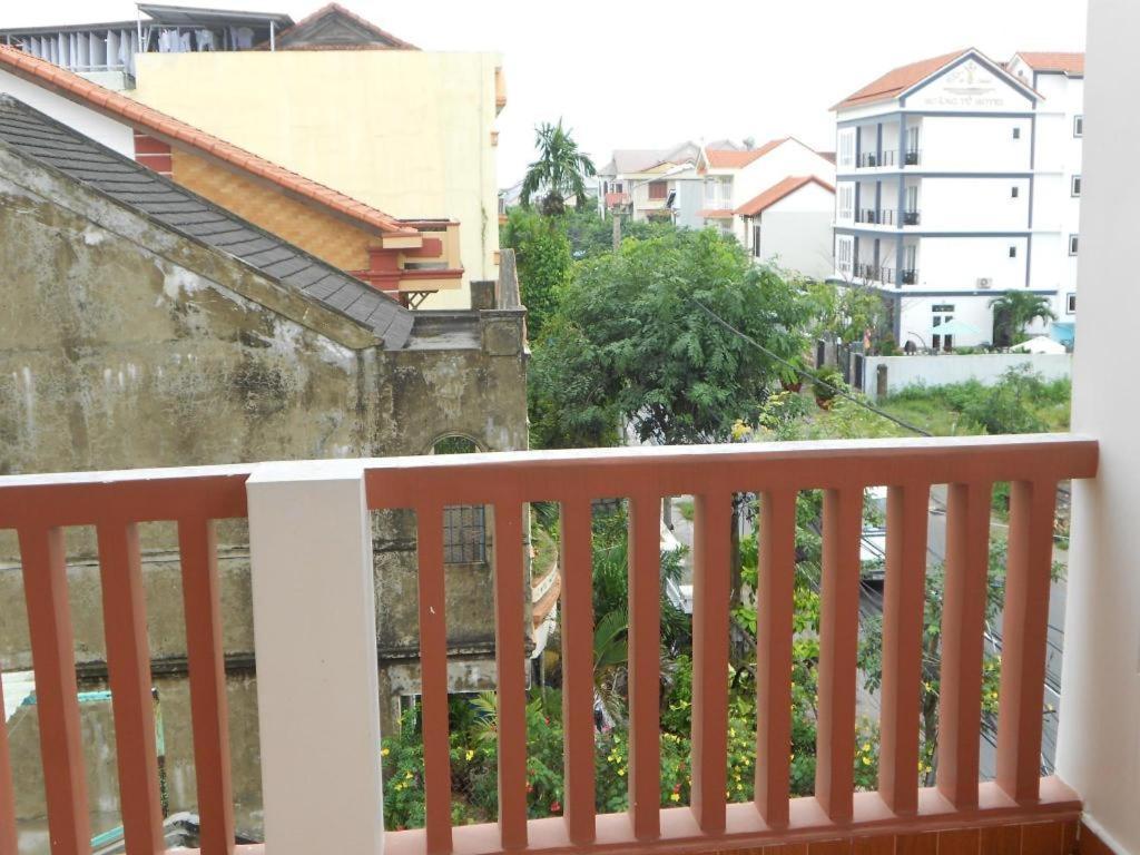 Center Homestay