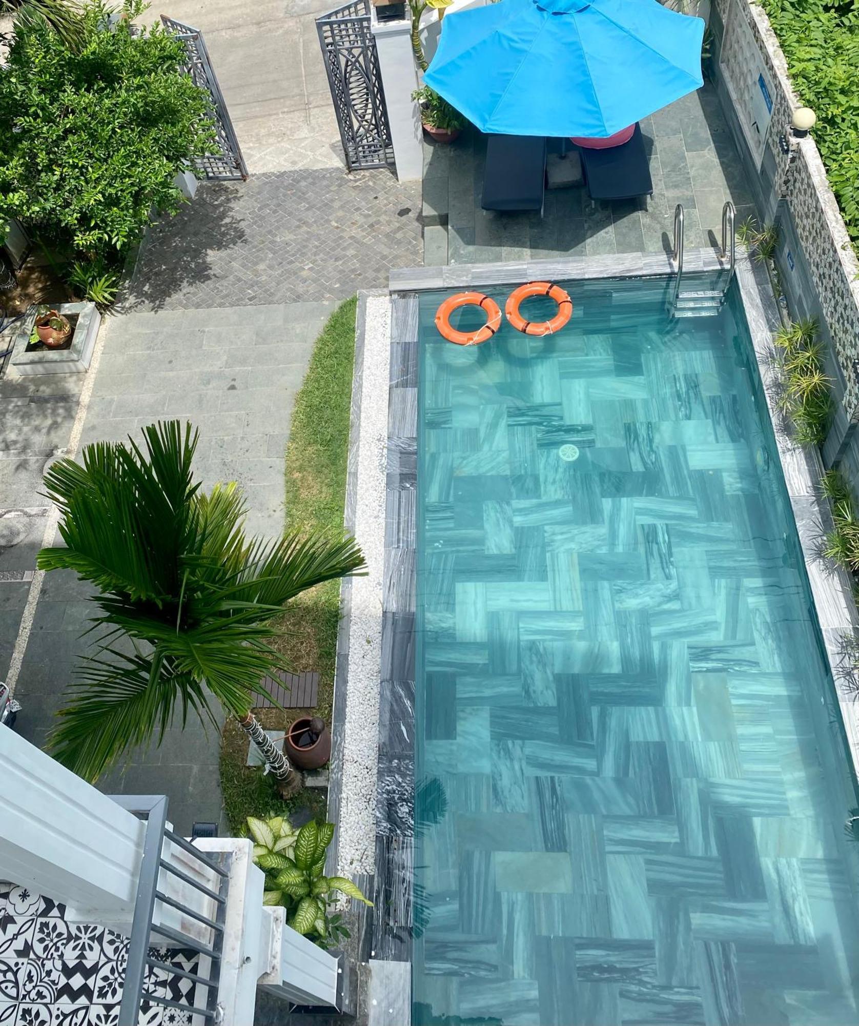 Hotel Rice River -