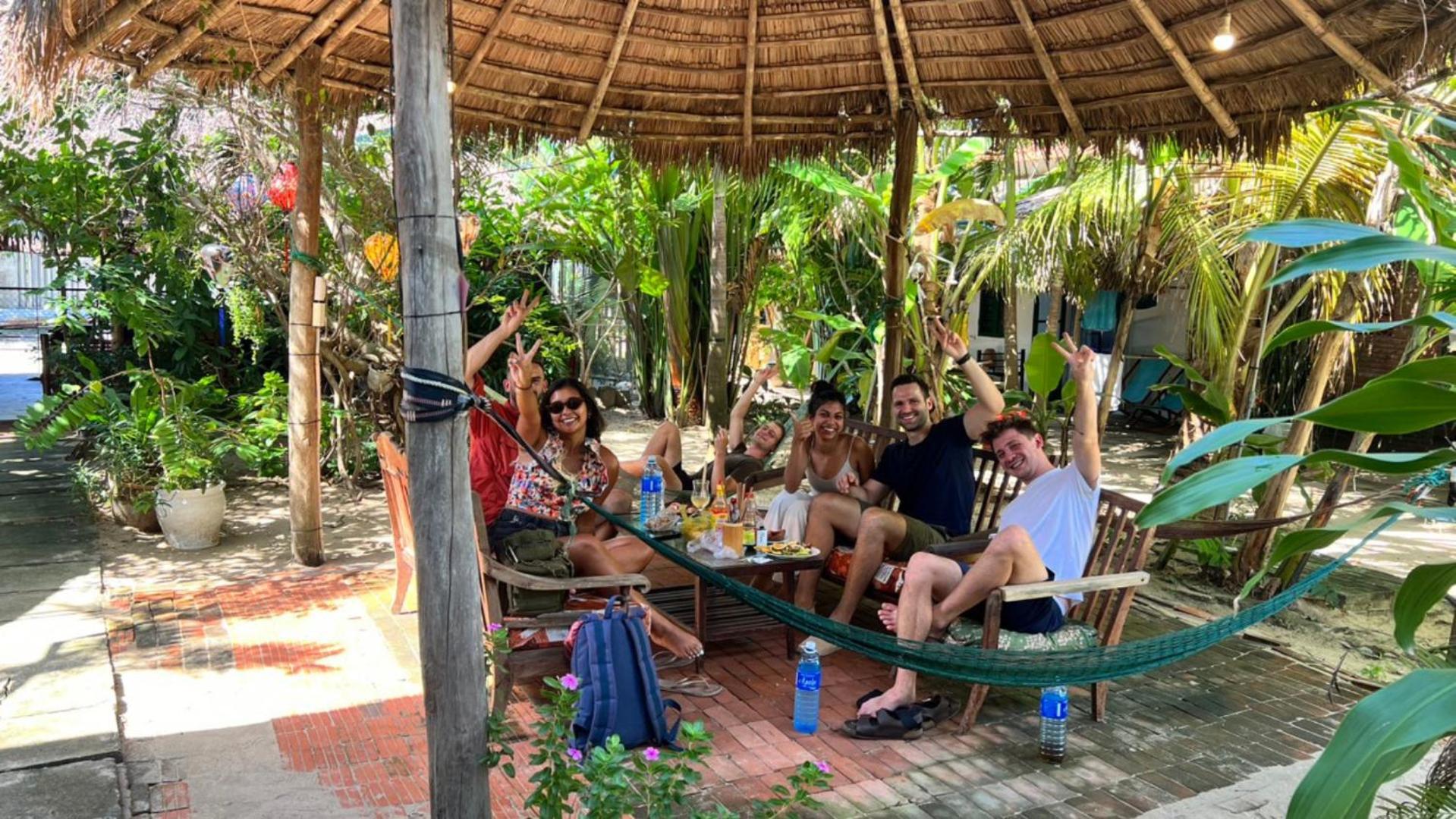 The Seaside And Bar Hoi An