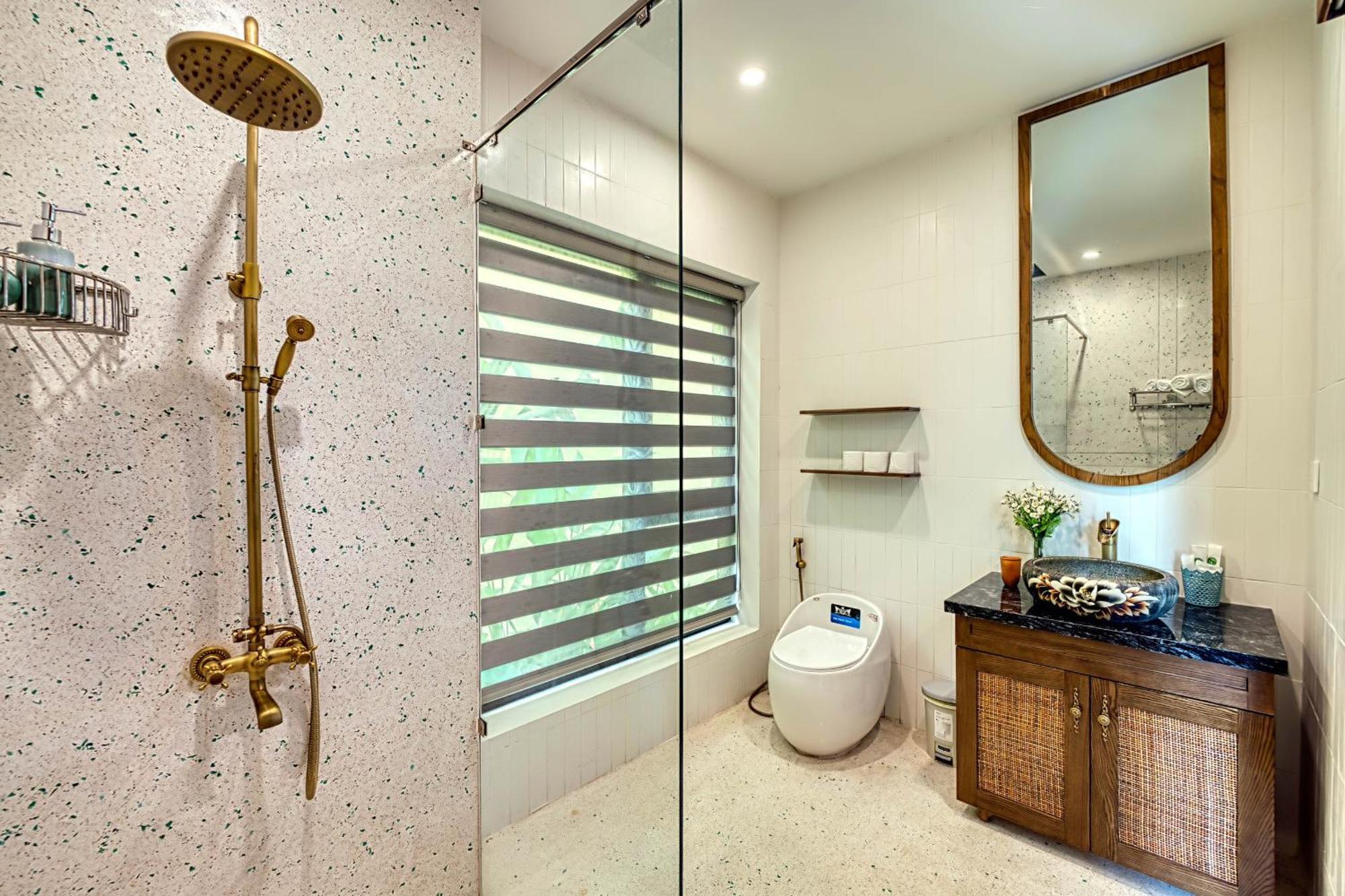 Serene Villa, 4brs Riverside, Private Pool * Hoi An