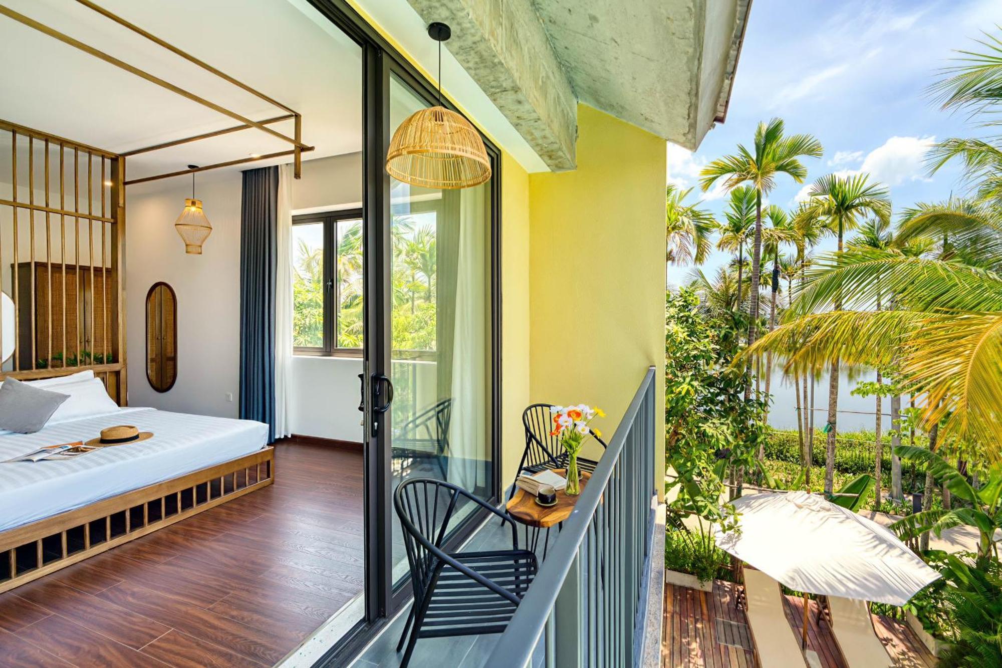 Villa Serene Villa, 4brs Riverside, Private Pool *