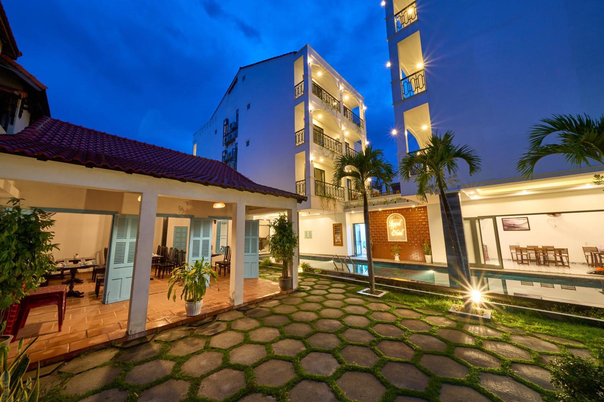 Legend Charm Boutique Hotel