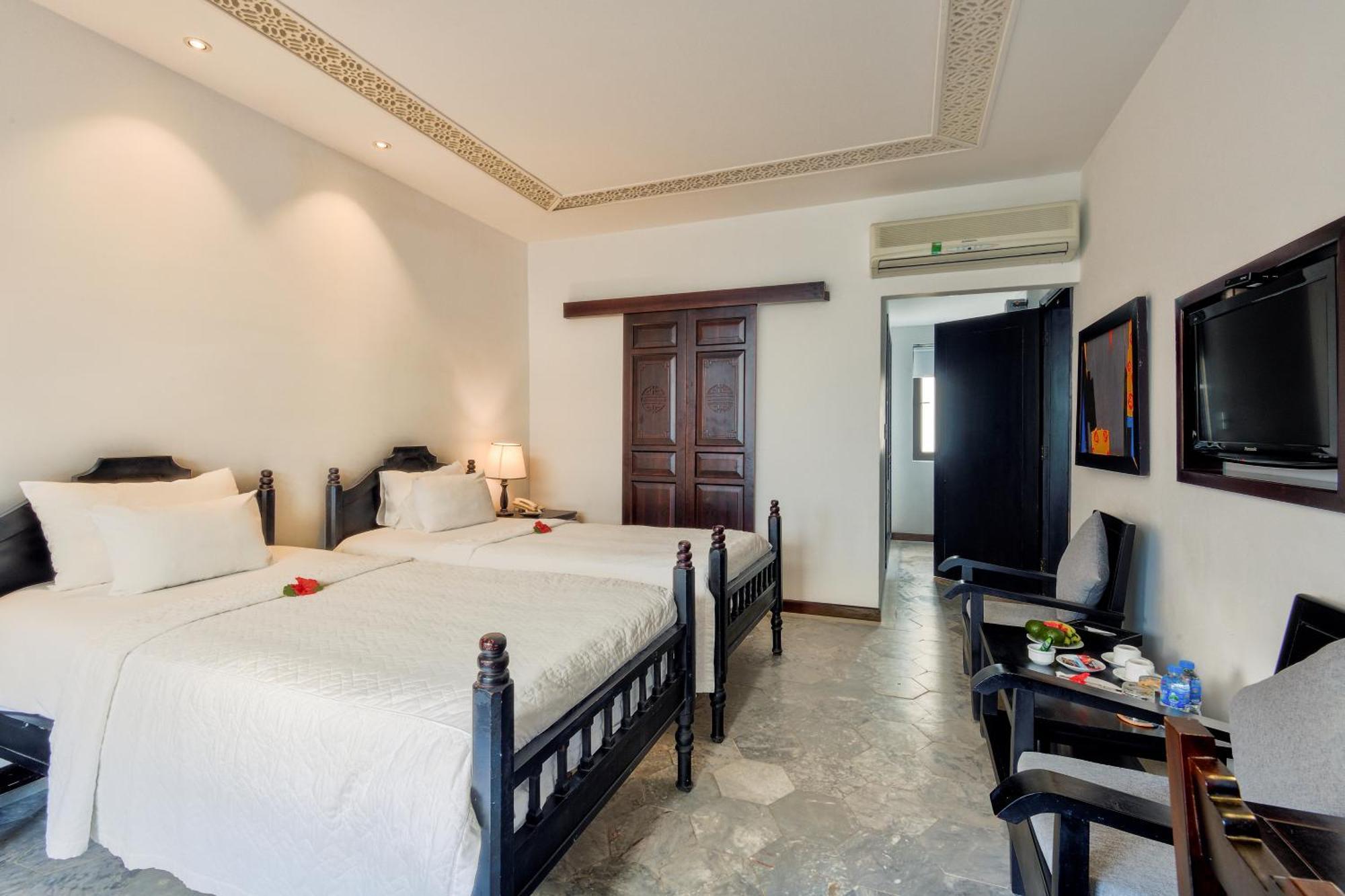 Resort Ancient House & 4*