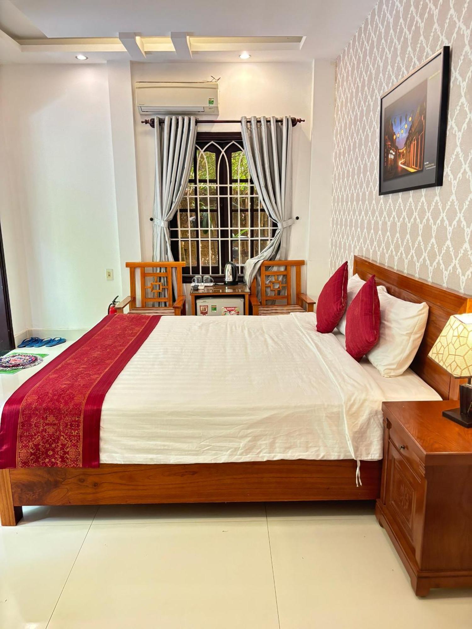 Red House - 2* Hội An