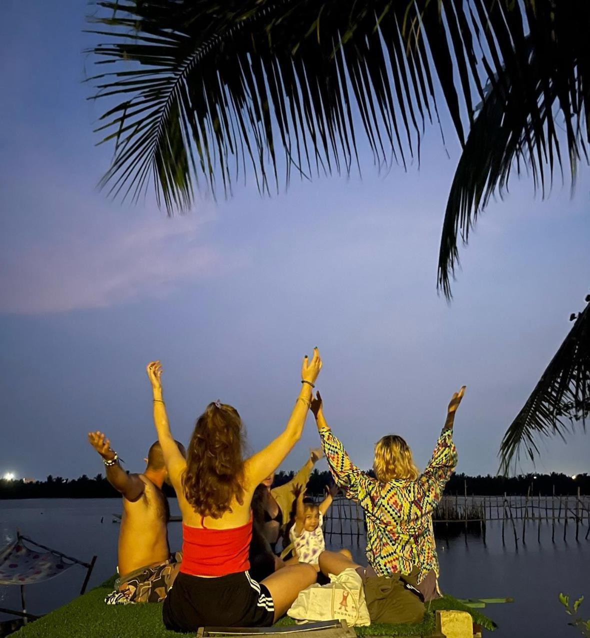 Homestay Coral Riverside & Hoi An