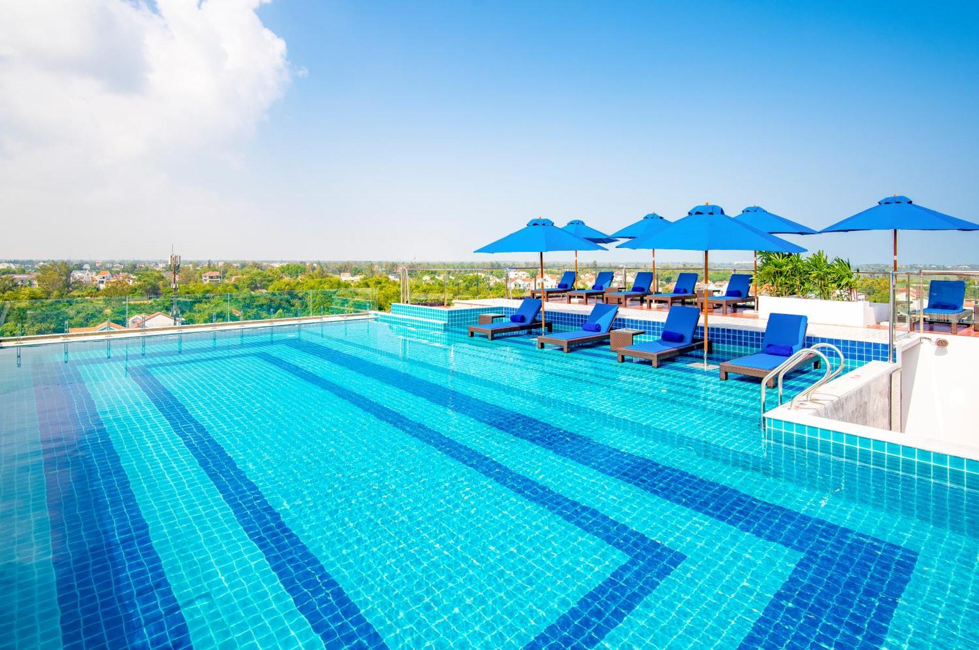 Hotel Qualia De - Rooftop Bar View 4*