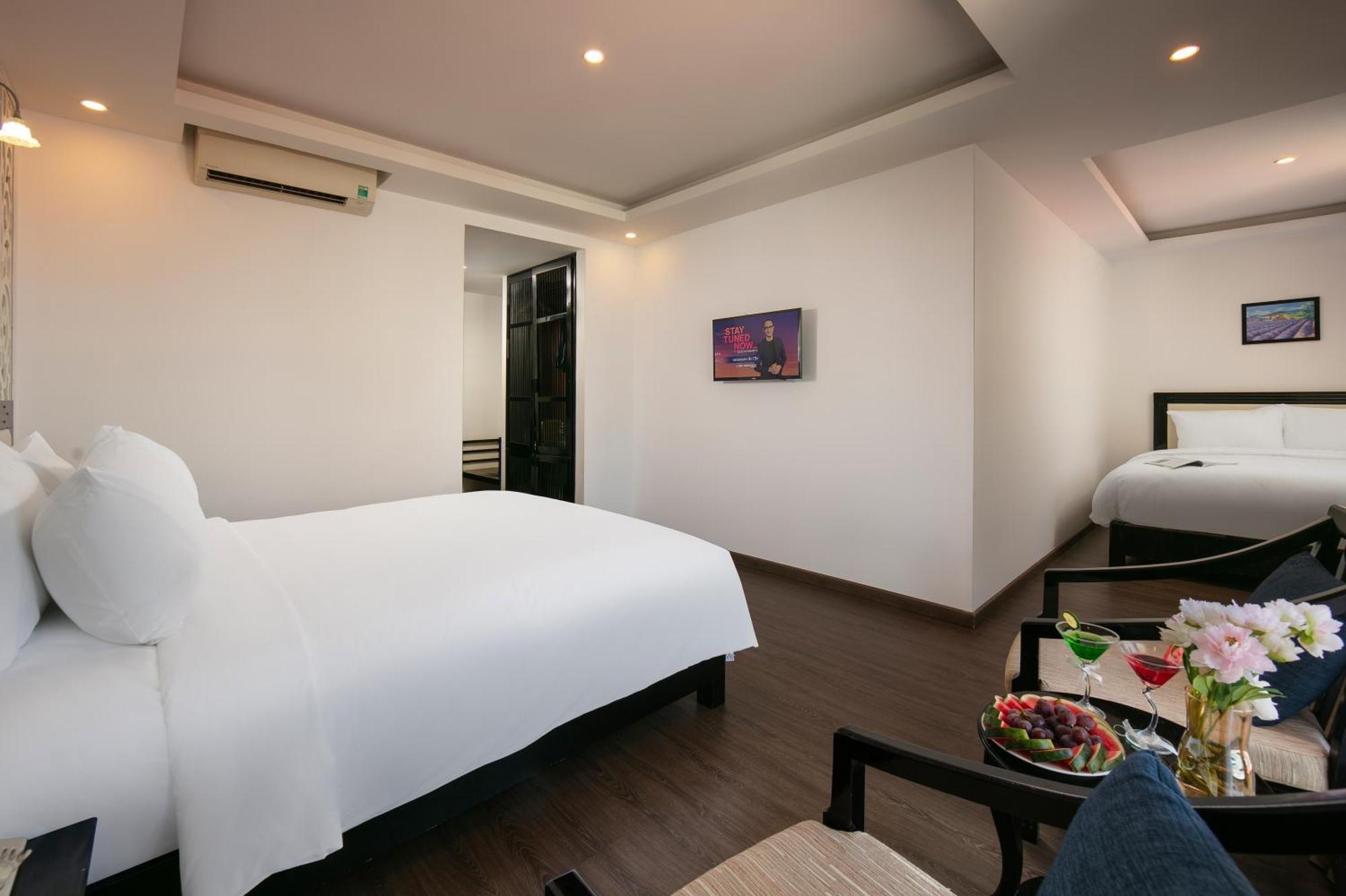 Hotel Rose Garden 3*