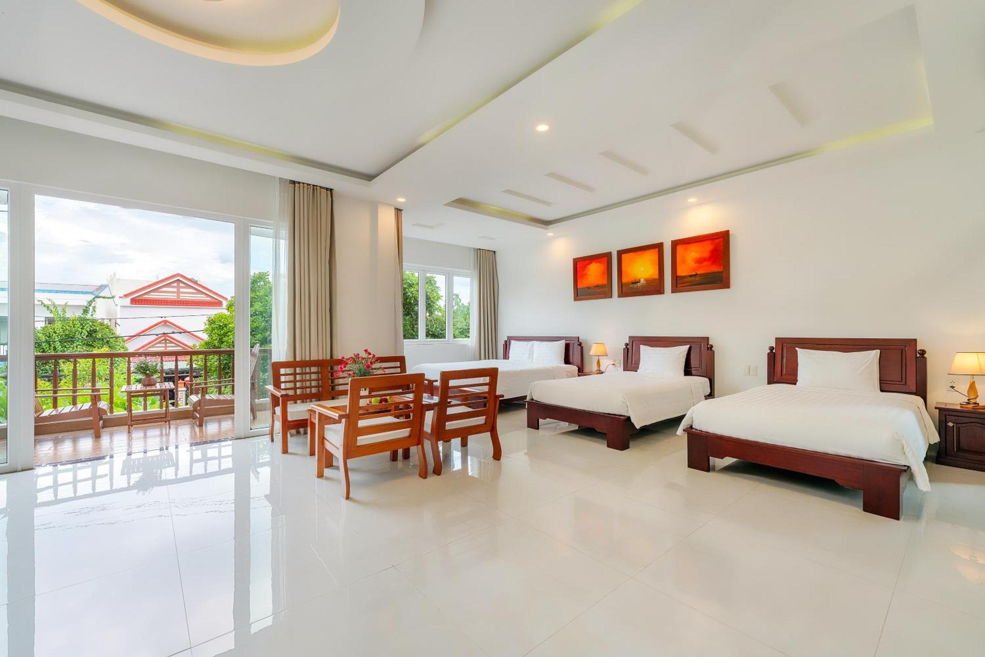 Palmy Villa *