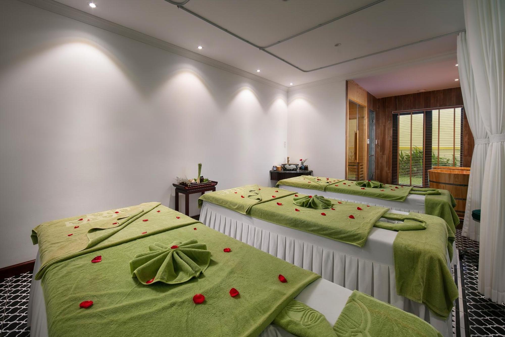 Khách sạn Golden 3*