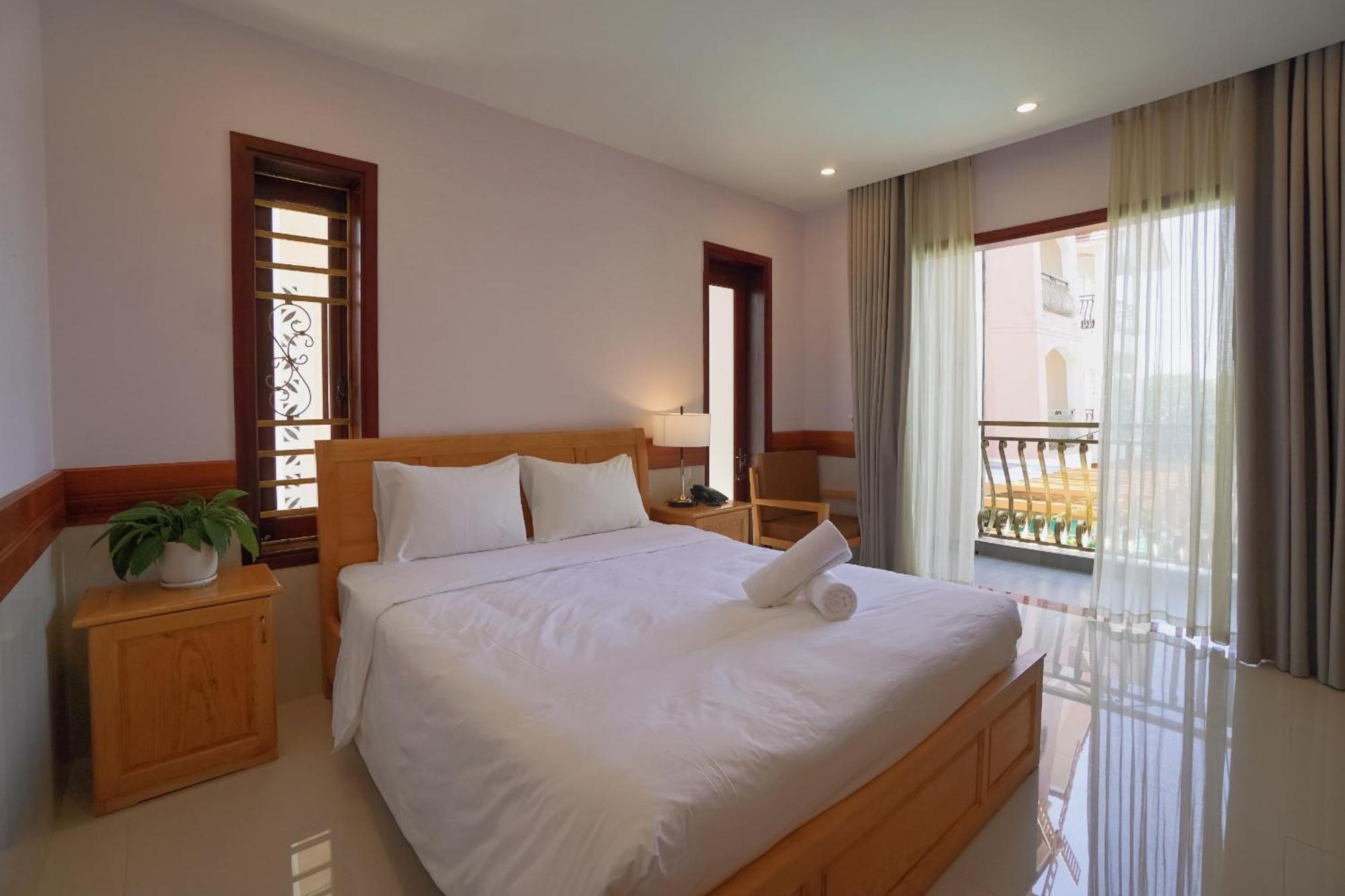 Ong Tam Tra Que Hotel