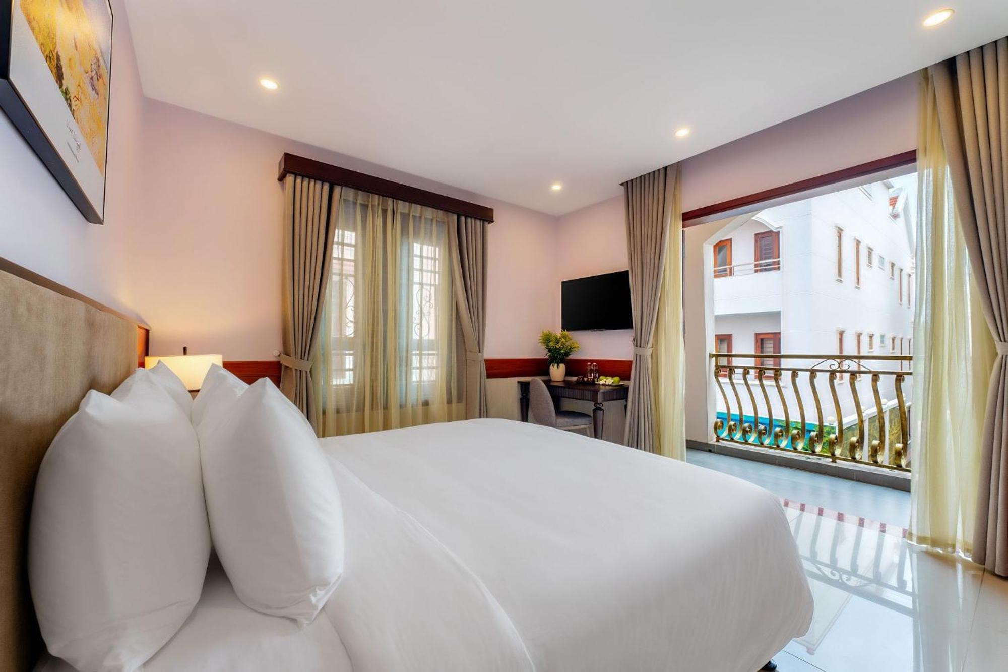 Hotel Ong Tam Tra Que