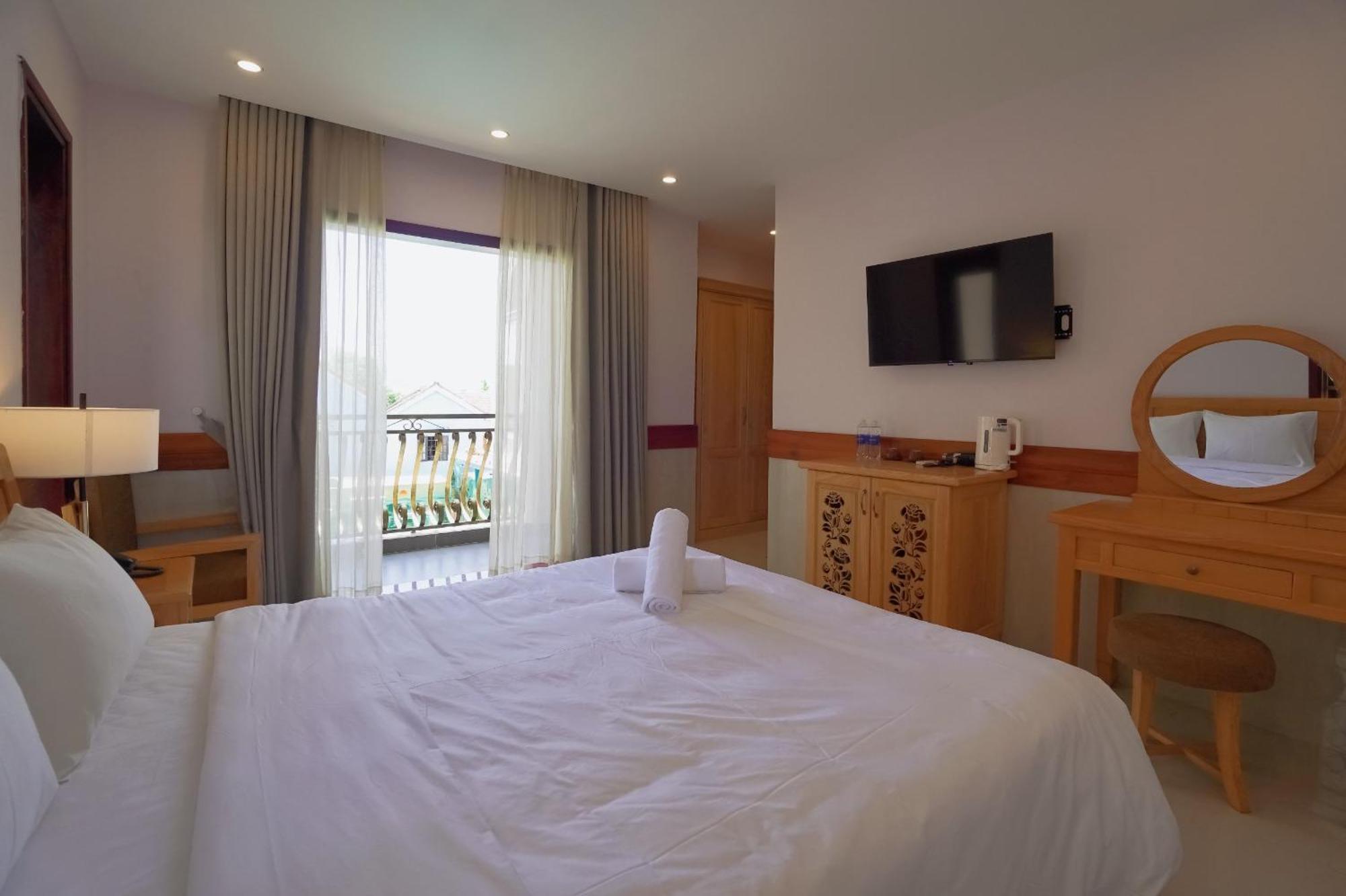 Ong Tam Tra Que Hotel Hoi An