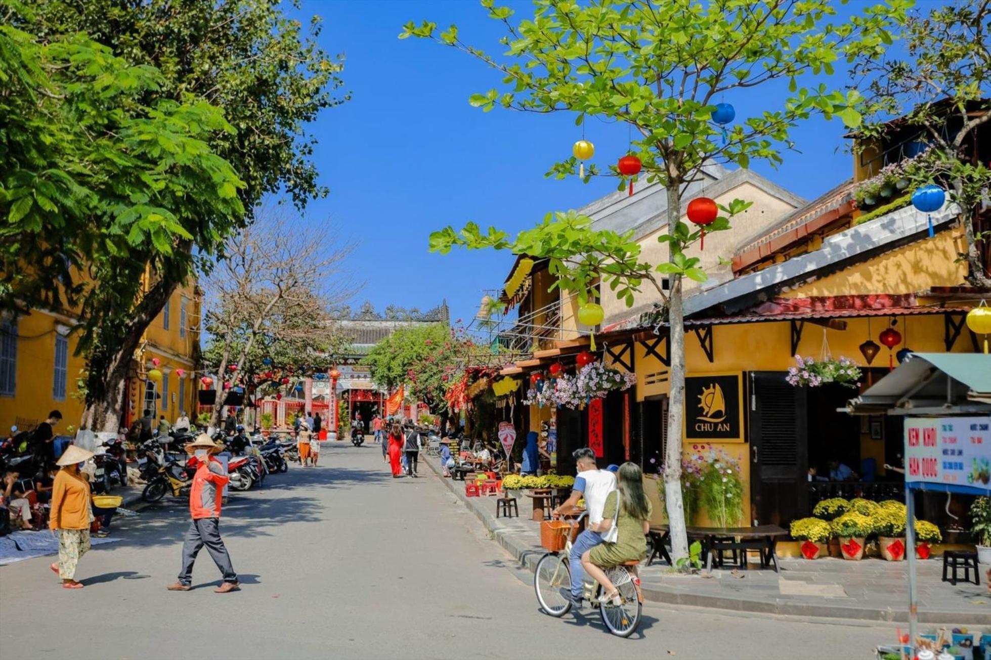Ong Tam Tra Que * Hoi An