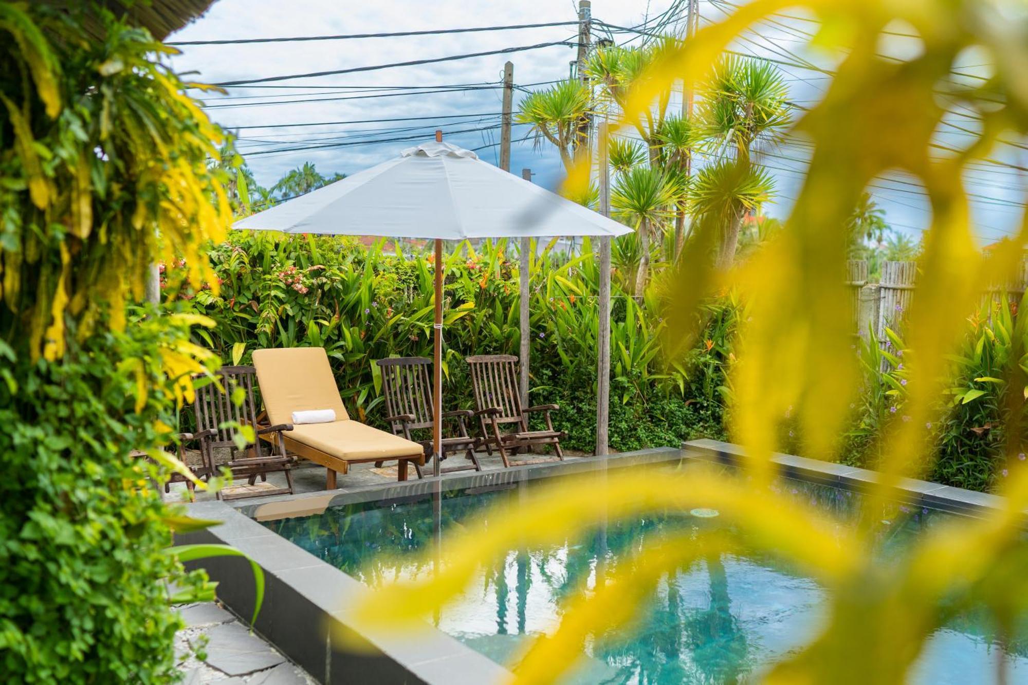 Tina Garden By M Oasis Villa