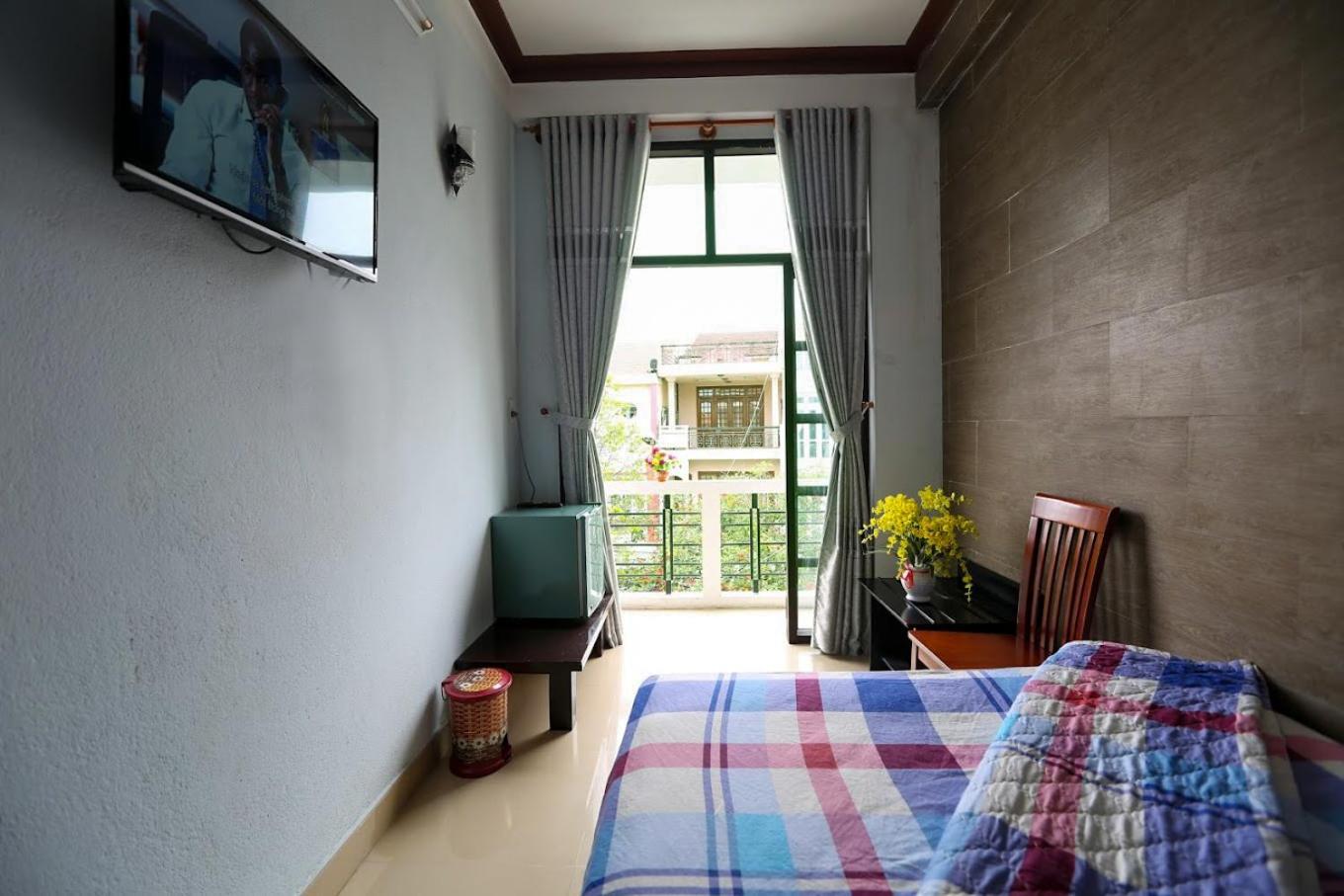 Ai Nghia - Banh Mi Hotel Hoi An