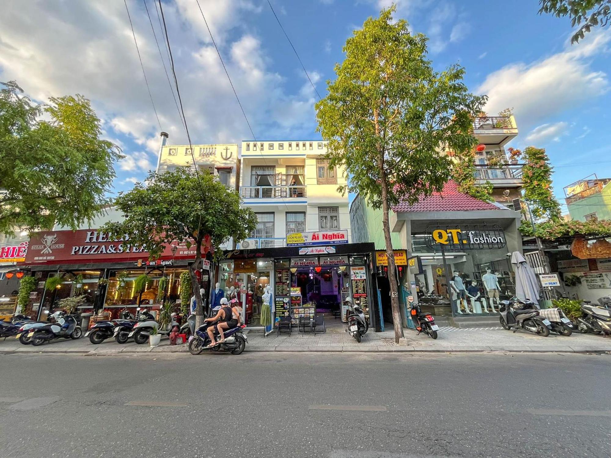 Ai Nghia - Banh Mi Hotel