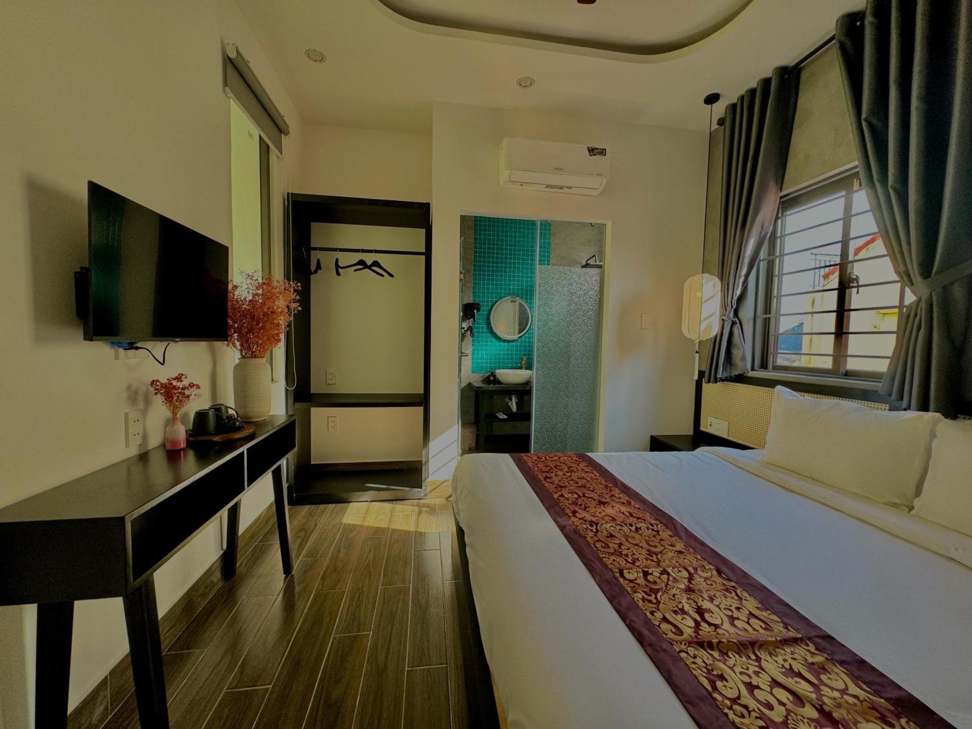 The Night Market 1 - Near Old Town 200m Bed & Breakfast *