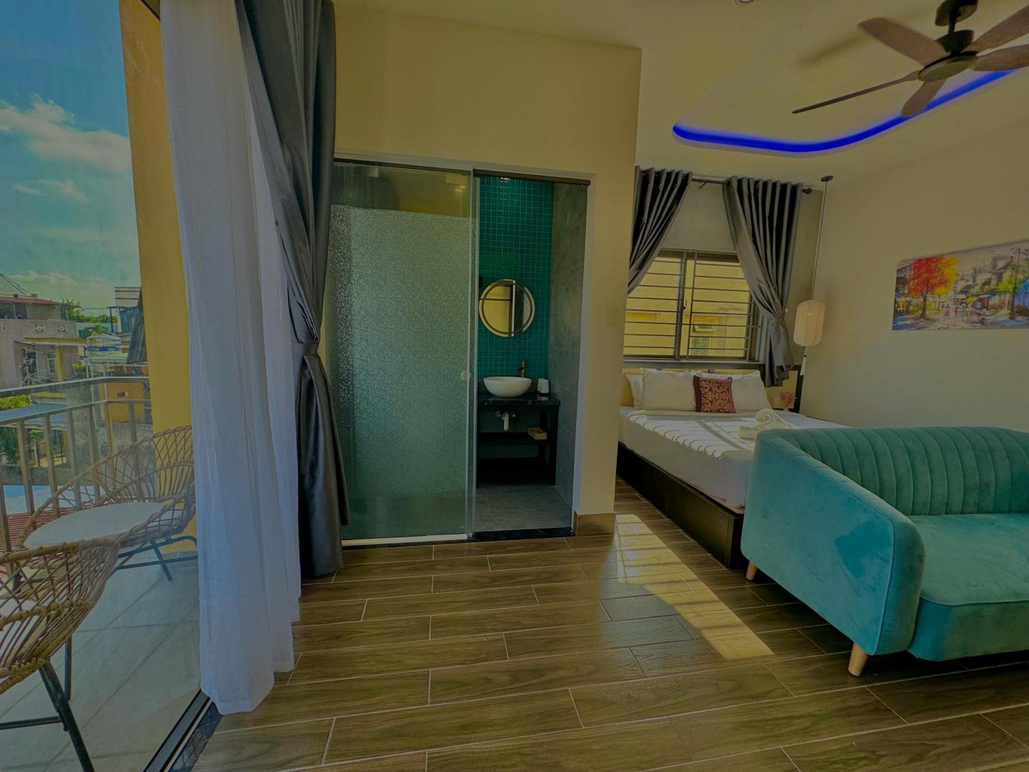 The Night Market 1 - Near Old Town 200m Bed & Breakfast