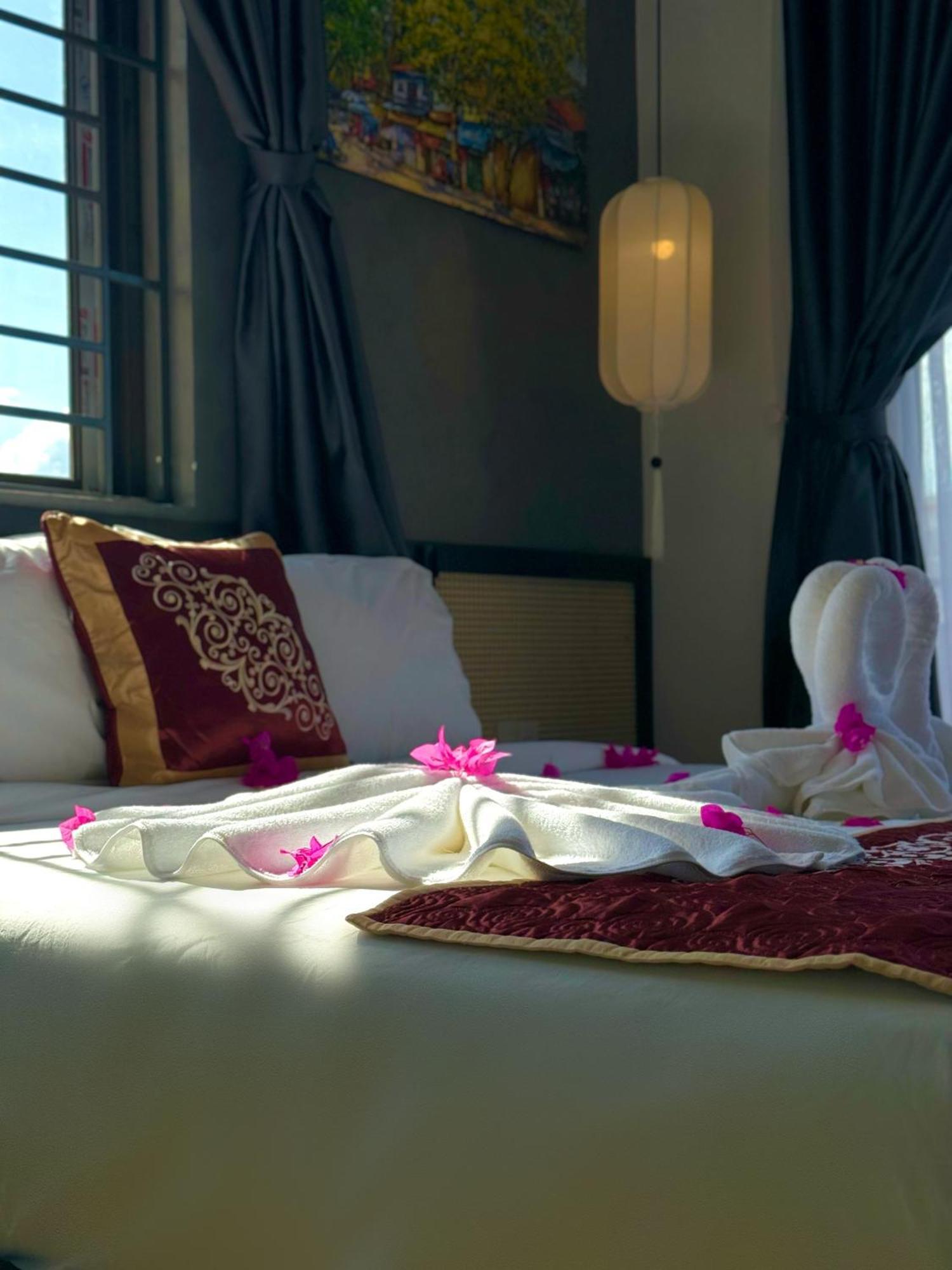 Pho Cho Dem - Near Old Town 200m Hoi An