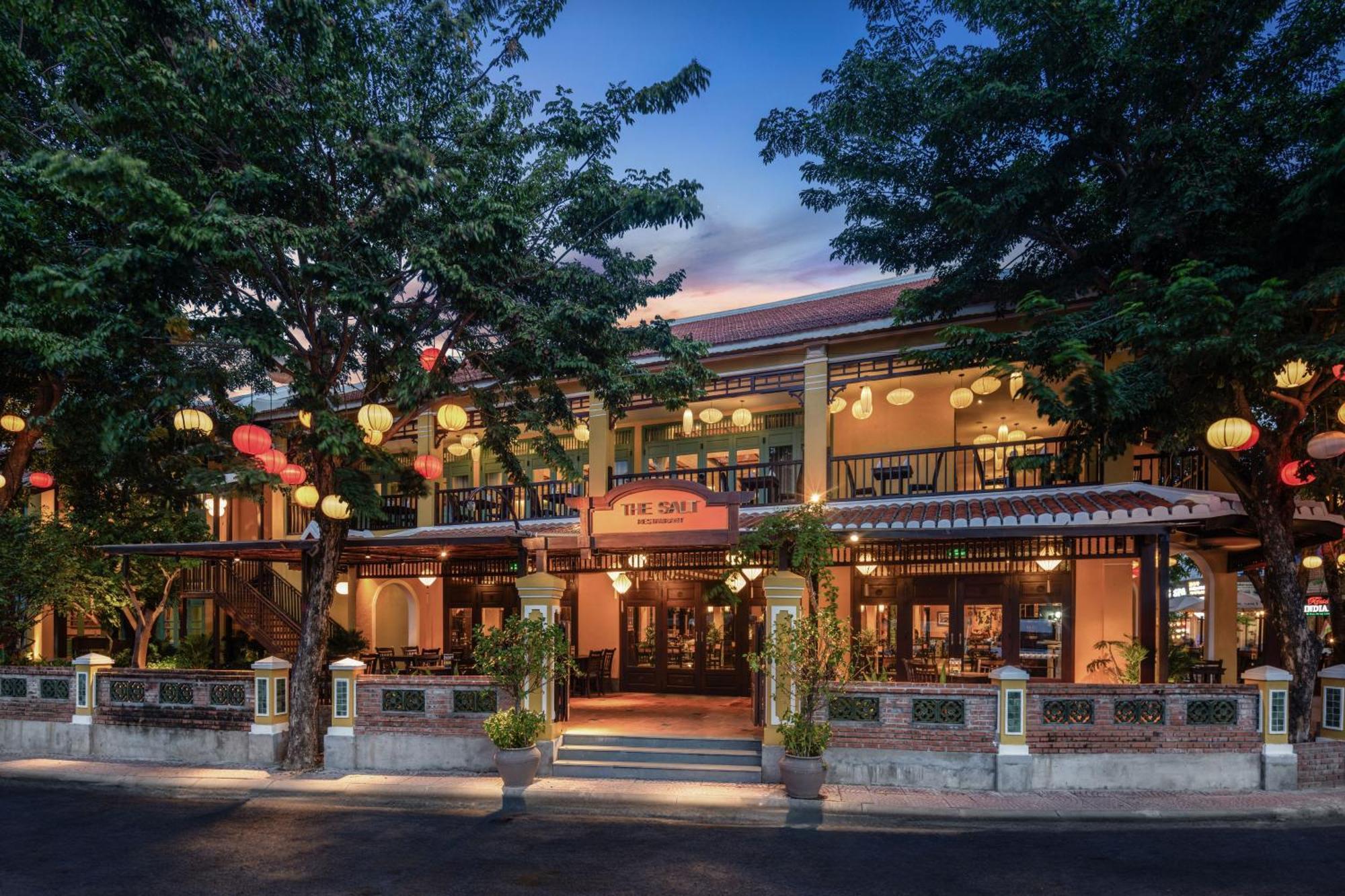 The Signature Hotel