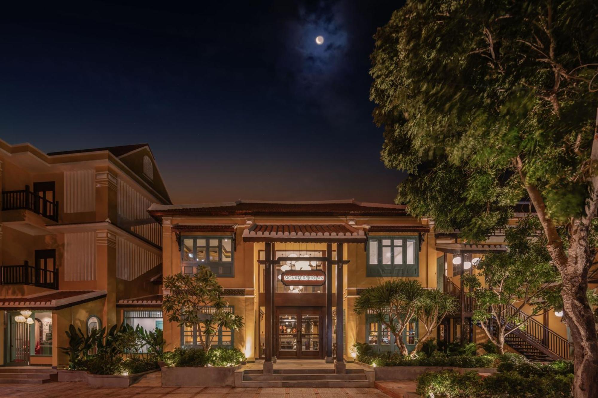 Hotel The Signature Hoi An