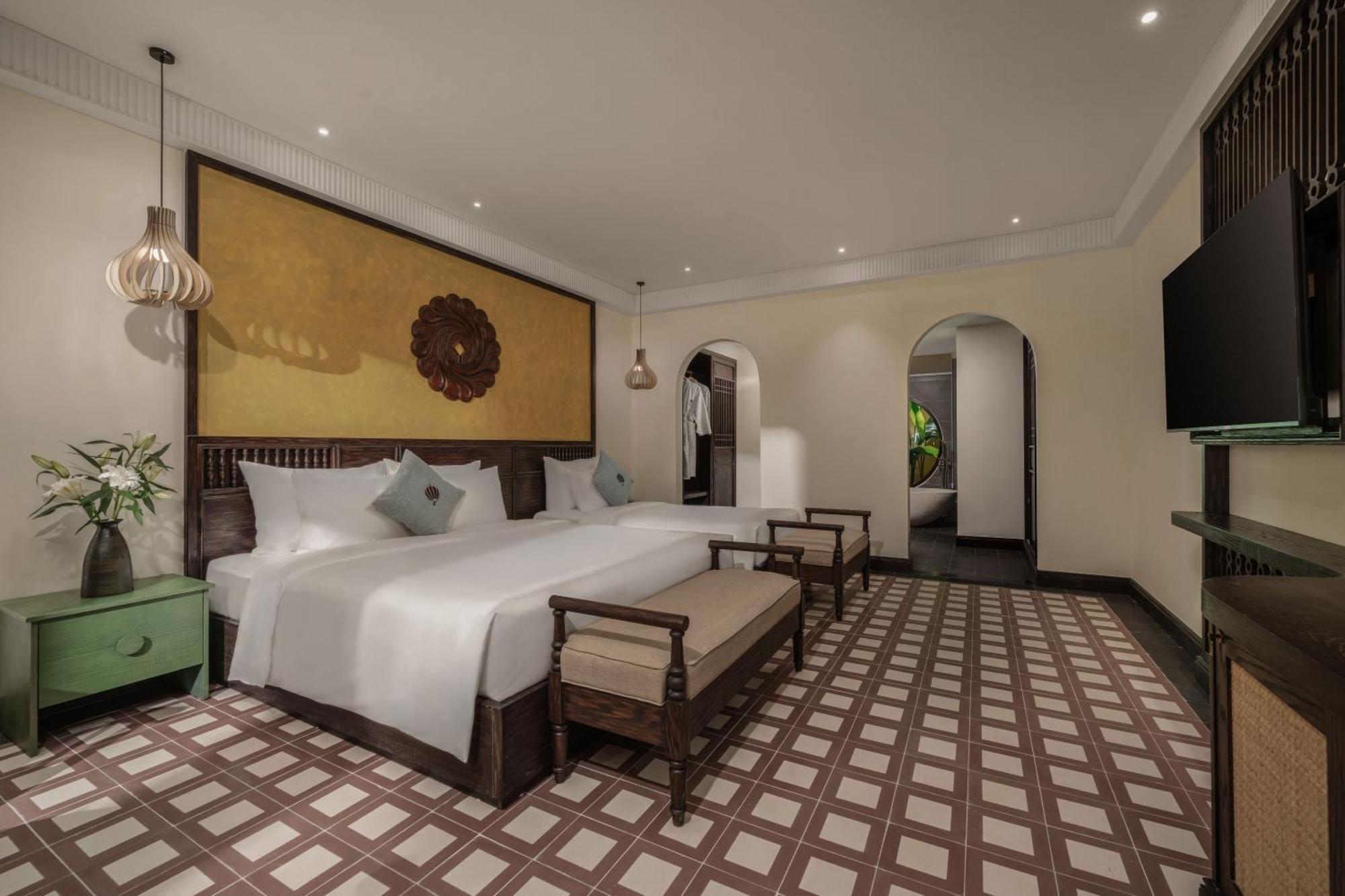 Hotel The Signature