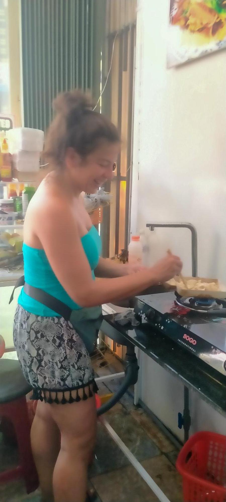Ai Nghia - Banh Mi Hotel