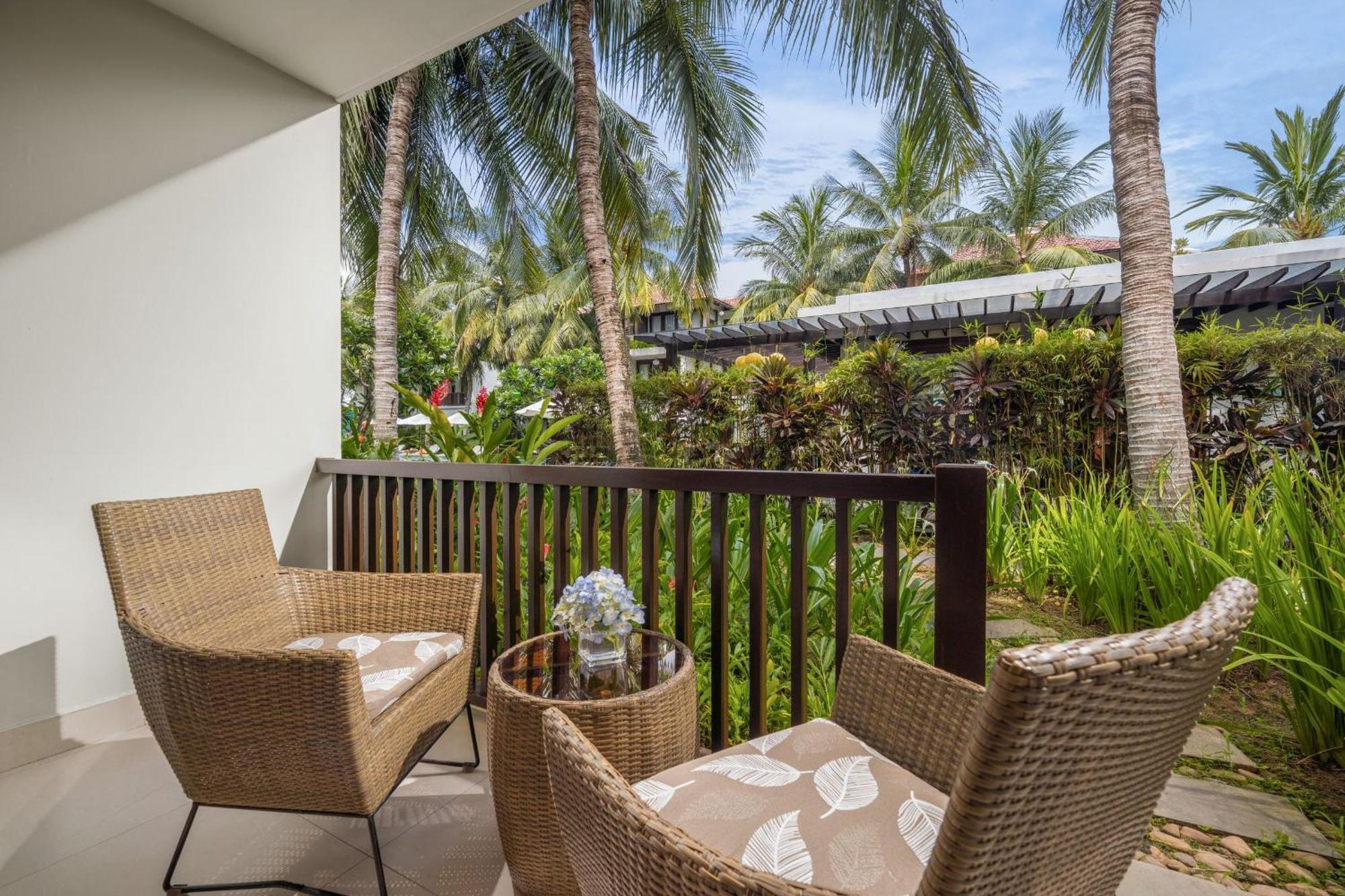 Emerald Riverside Tempat peranginan 4*