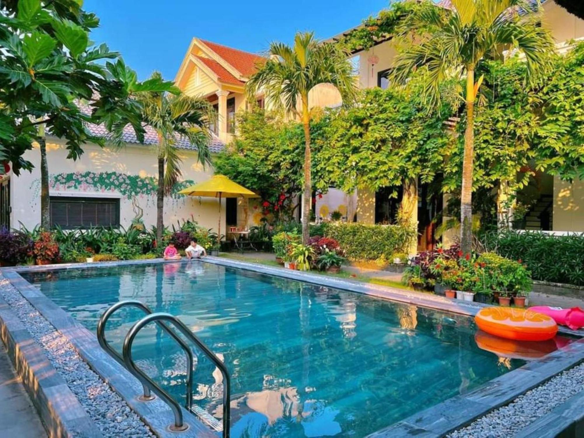 The Son Hotel *