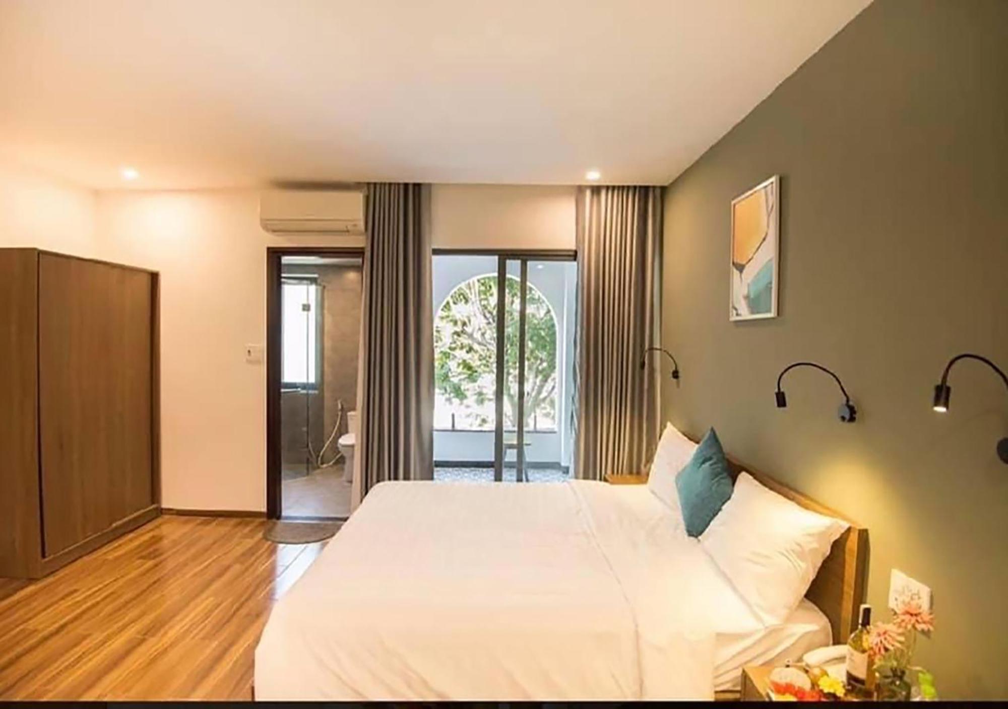 Hotel January